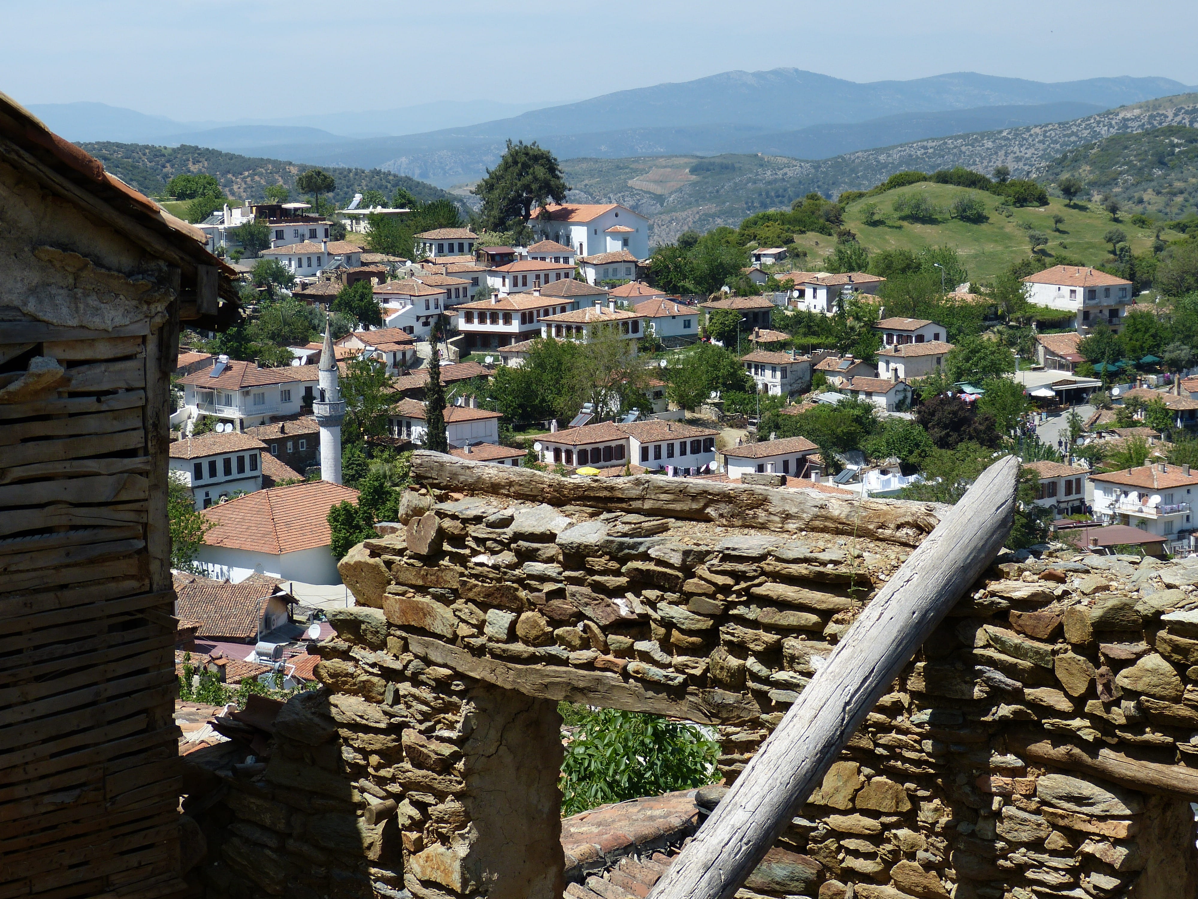 mountain range, town, homes, nature, Ephesus, no people, high angle view, day, outlook, townscape, residential district, roof, roof tile, tree, holiday, HD Wallpaper