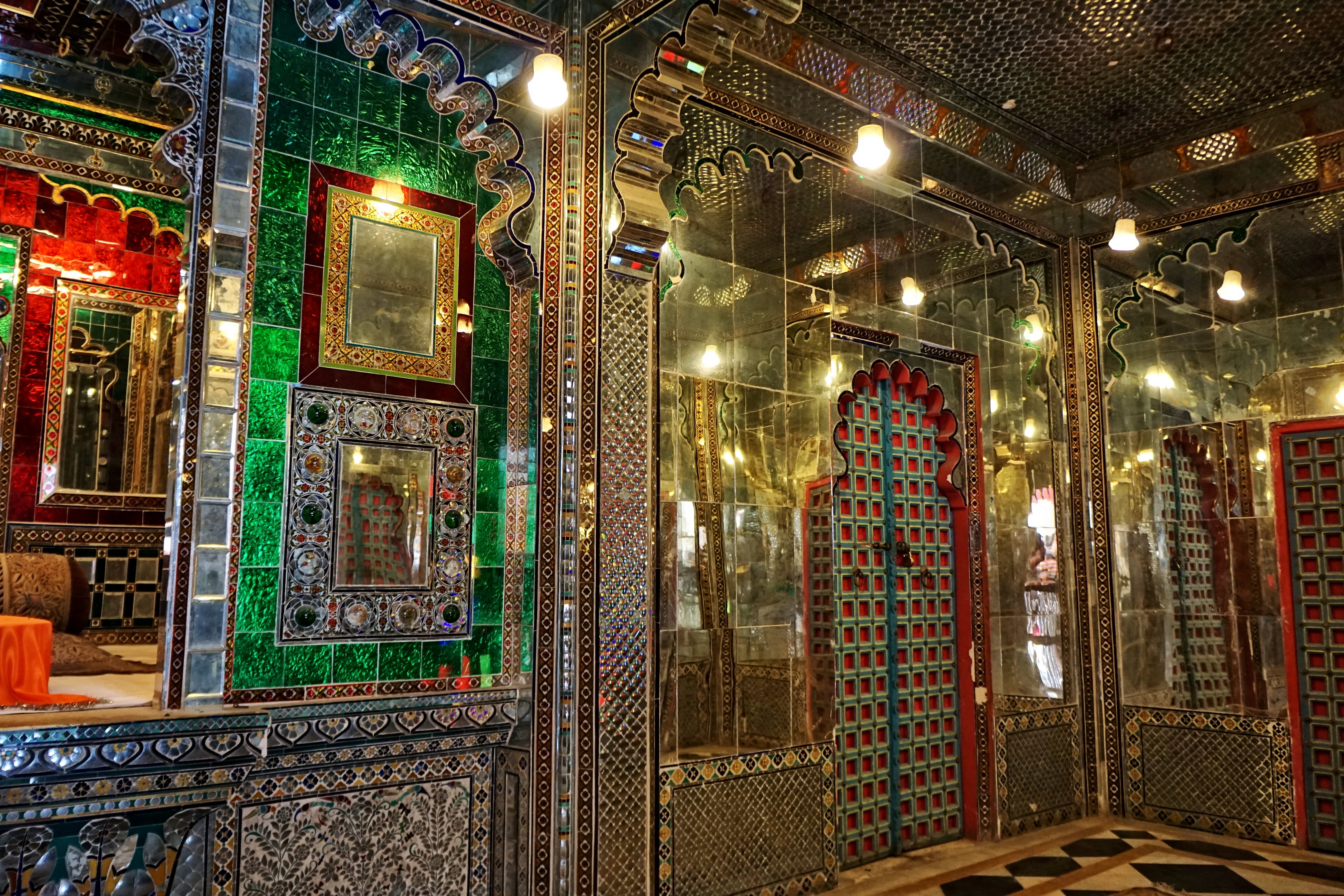 light, jewellery, 5K, colorful, city palace, old, ceiling, creativity, arts culture and entertainment, wall - building feature, ornate, luxury, night, HD Wallpaper