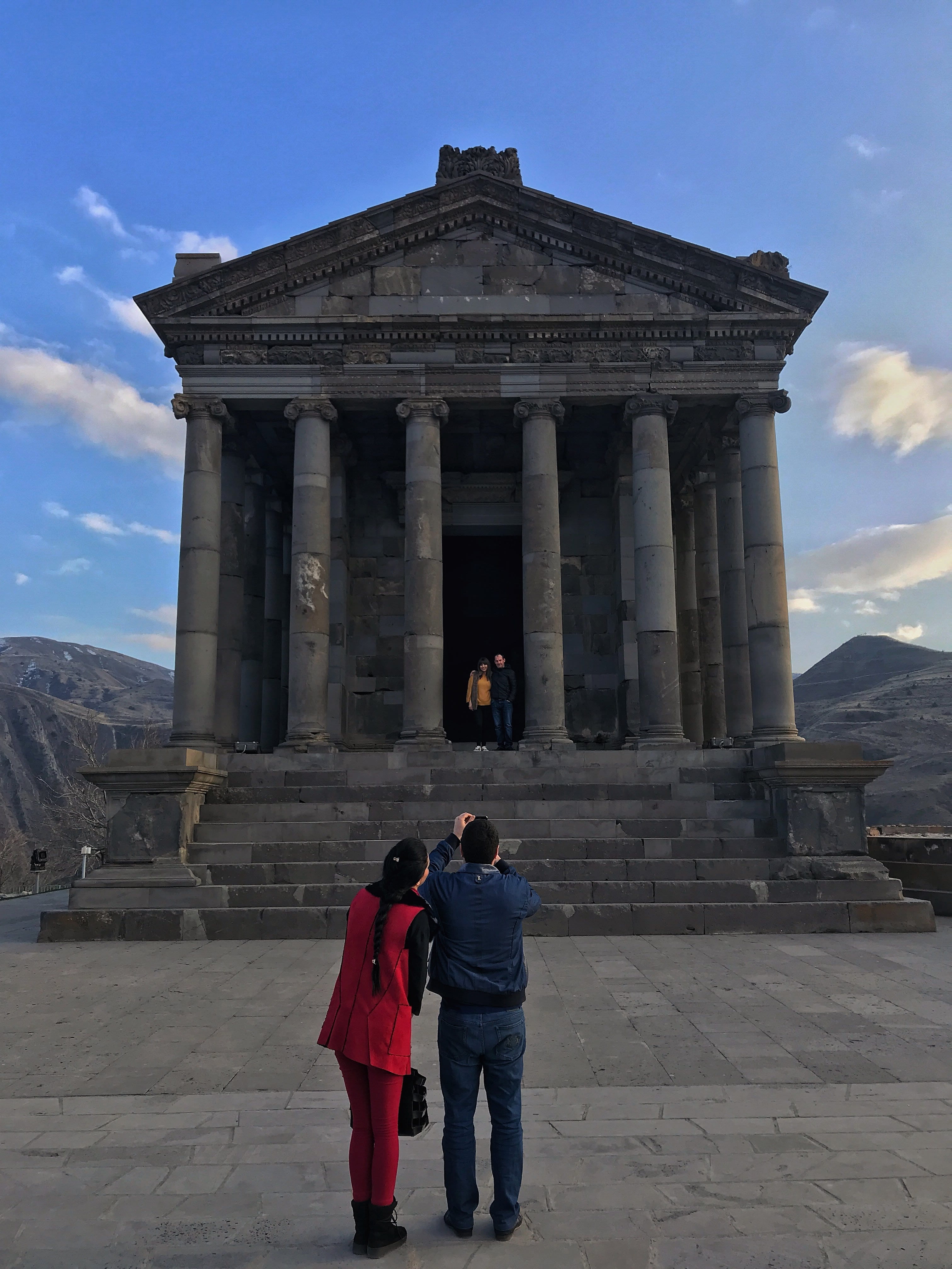 temple, travel, city, real people, pillar, person, nature, sky, tourism, urban, the past, women, town, two people, people, visit, adult, lifestyles, men, Phone HD Wallpaper