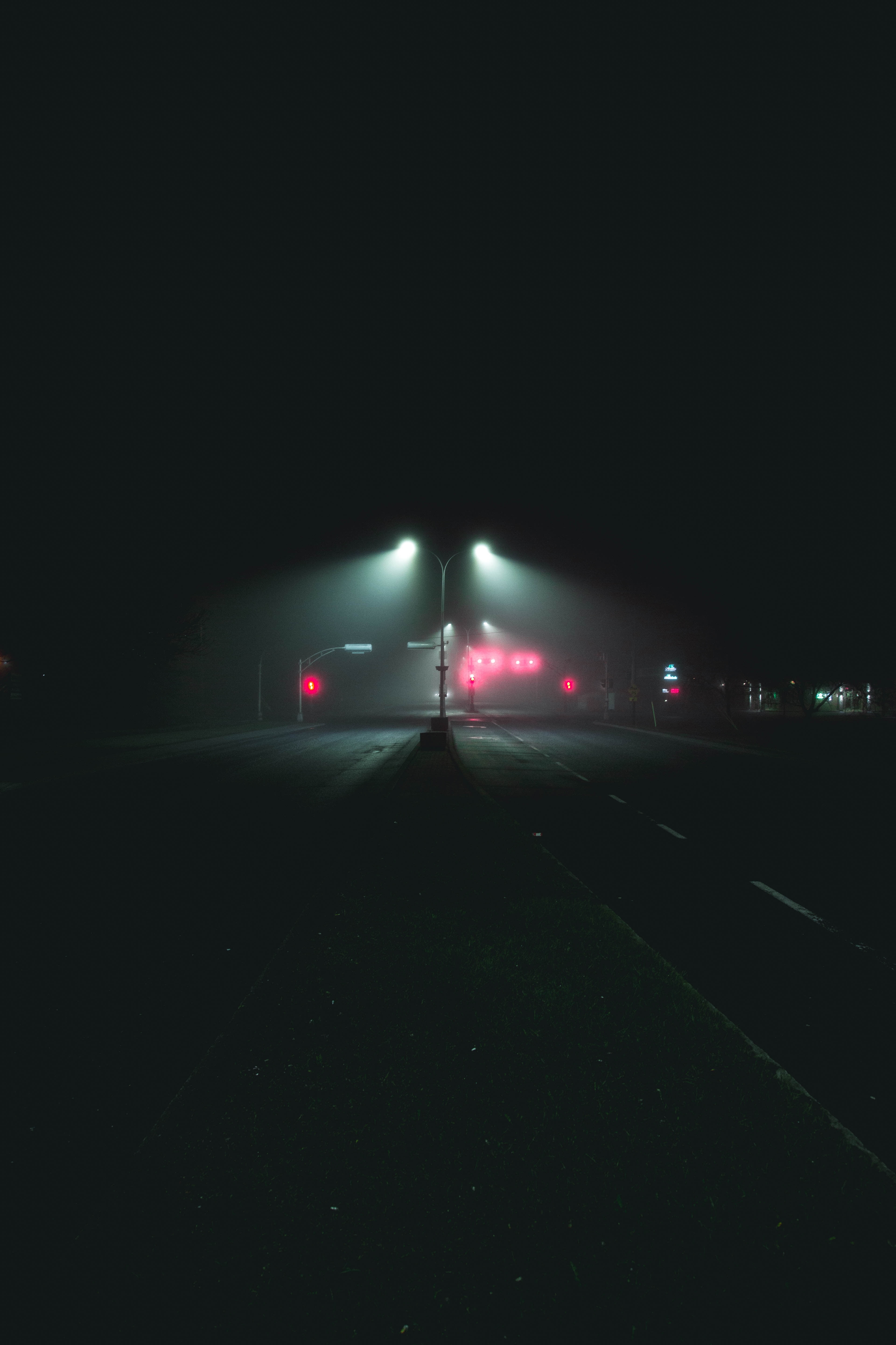 light, truck, no People, car, illuminated, red, transportation, 5K, driving, semi-Truck, multiple Lane Highway, copy space, city, speed, lighting equipment, Phone HD Wallpaper