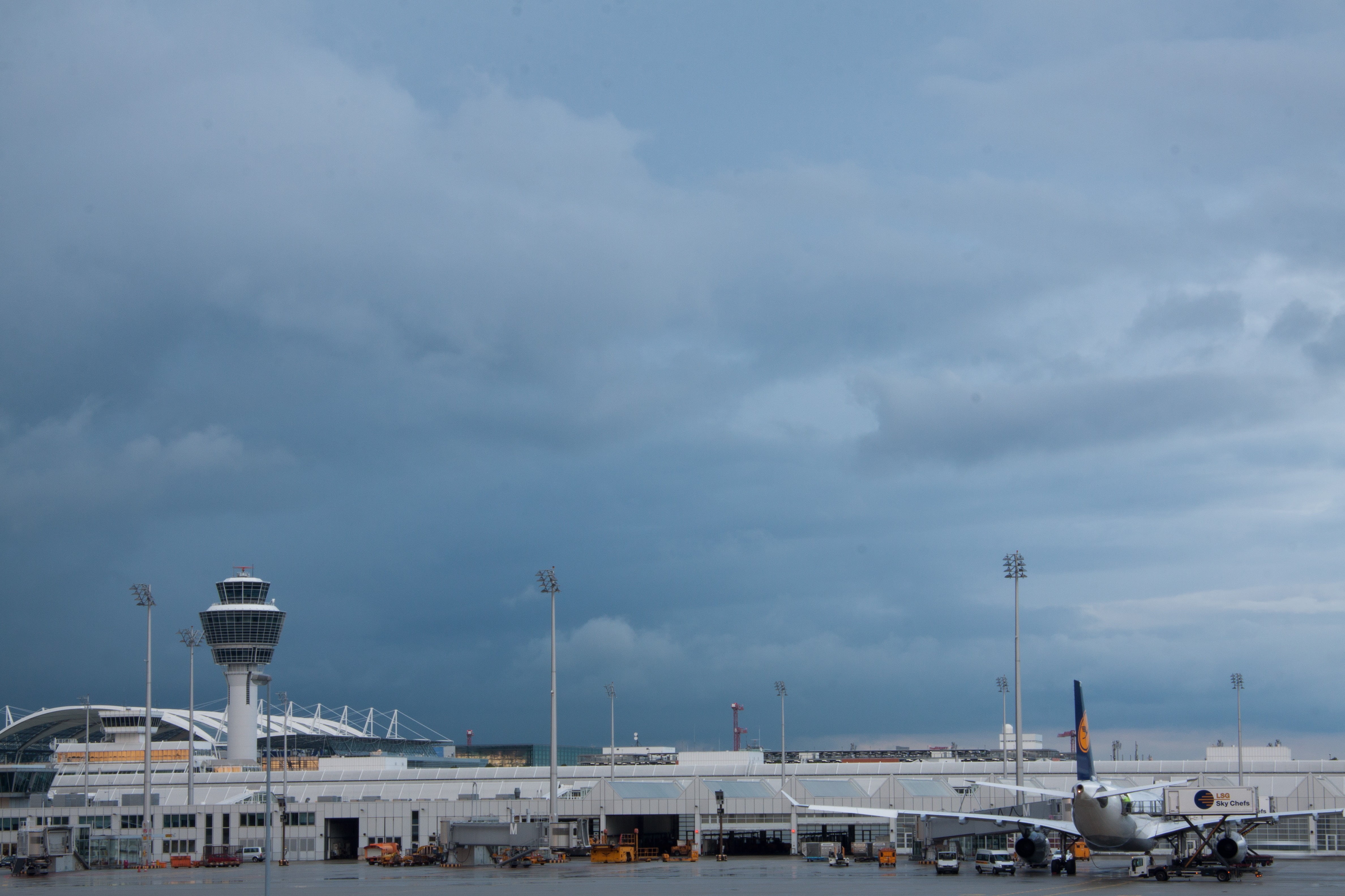 day, international, pier, outdoors, street light, no people, sky, airport, nature, 4K, transportation, transport, aircraft, control tower, building exterior, HD Wallpaper