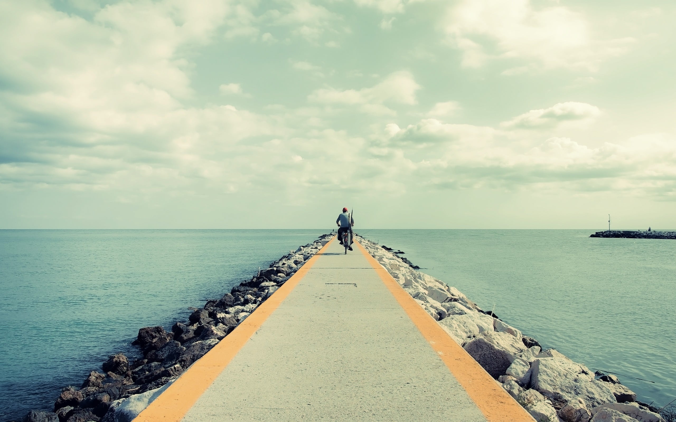 mountains, horizon over water, frame, black, tranquility, full length, one person, groyne, beauty in nature, the way forward, nature, horizon, outdoors, HD Wallpaper