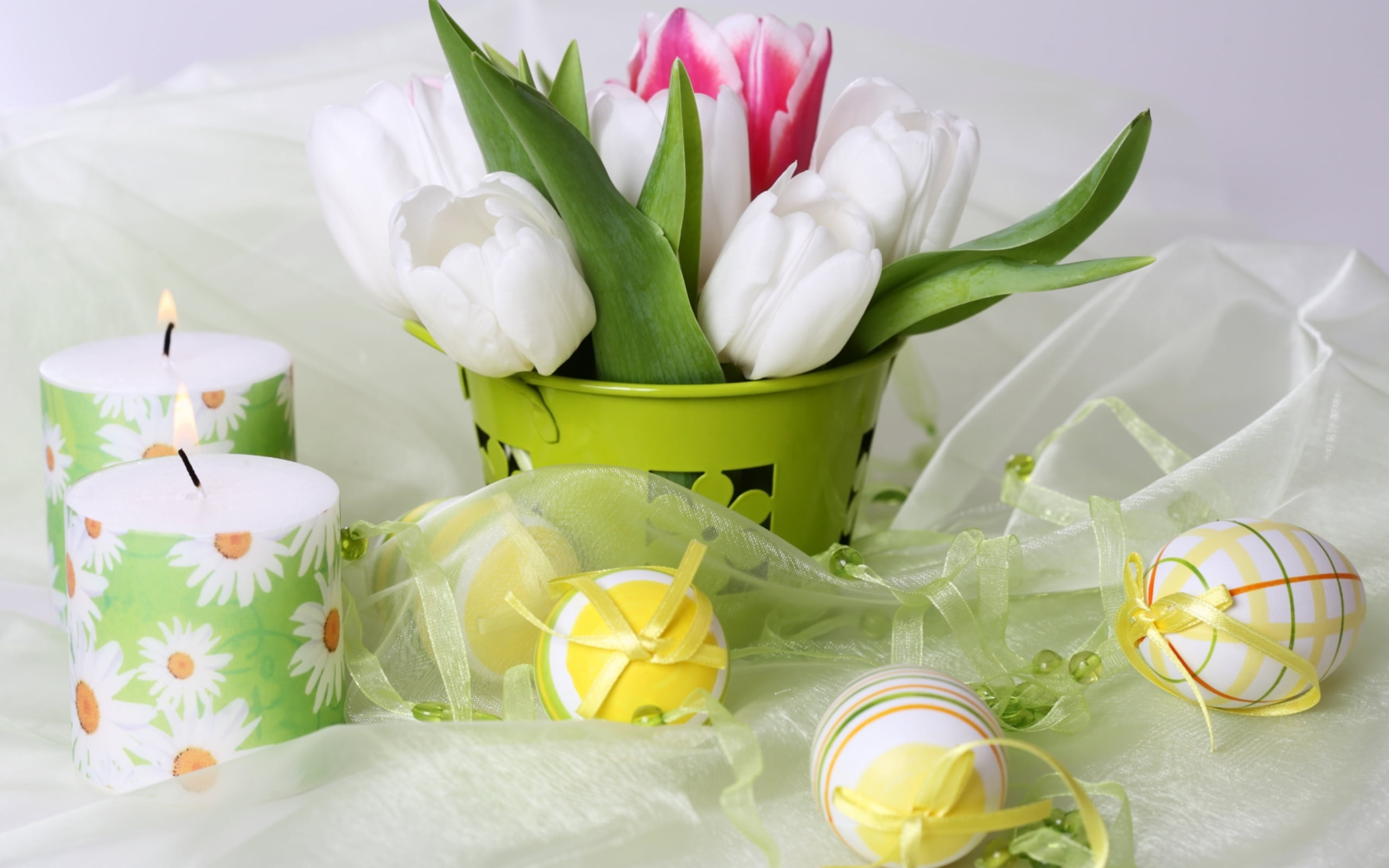 decoration, fragility, ornate, freshness, green Color, egg, flowering plant, yellow, flower Head, flower, close-up, petaled, springtime, candles, ribbon, HD Wallpaper