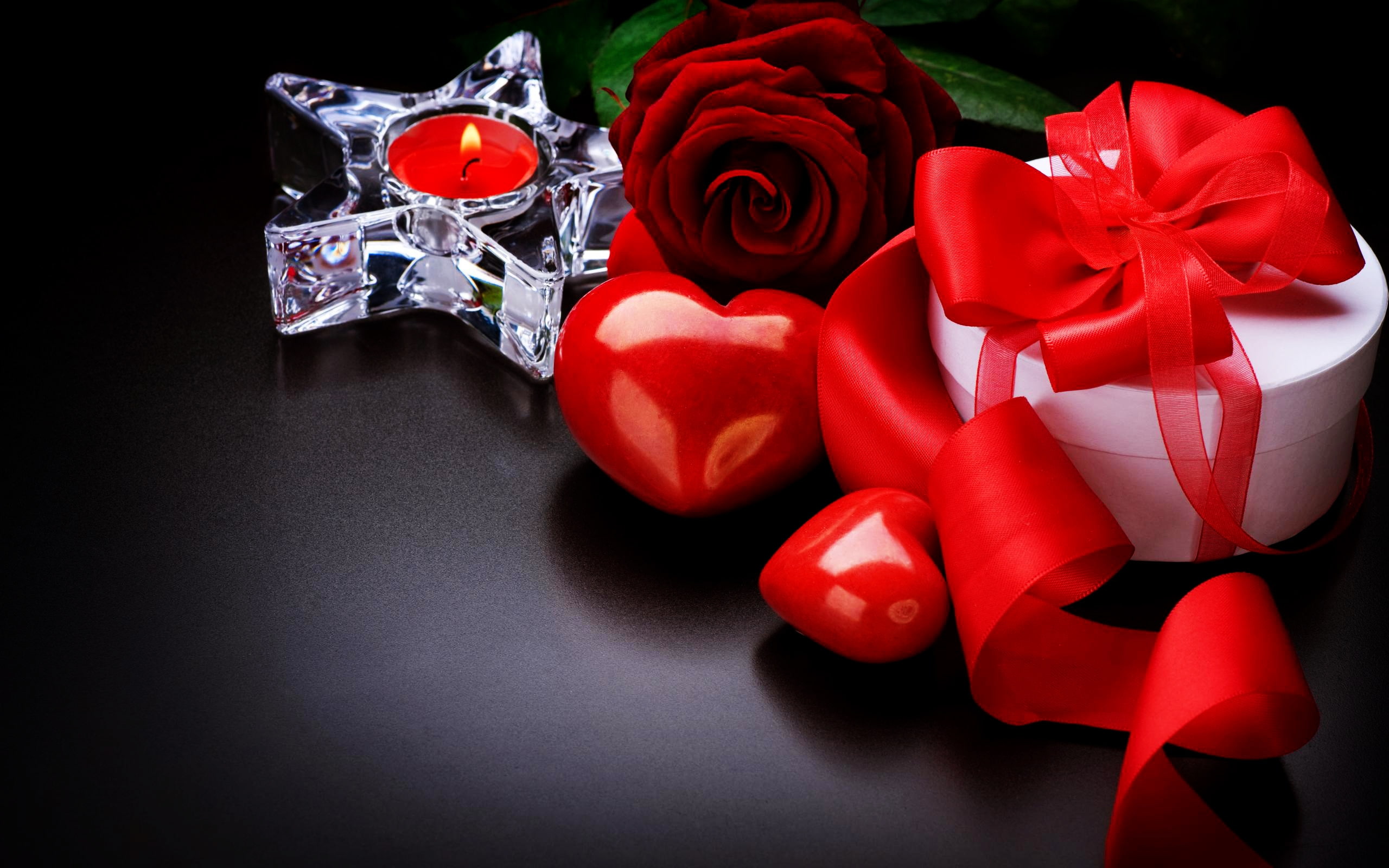 days, gift, love, gifts, roses, 2K, valentine, candel, heart, HD Wallpaper