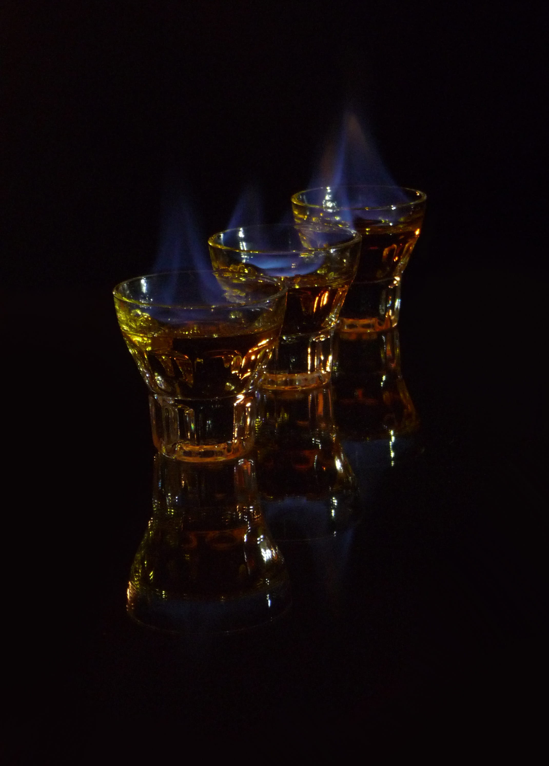 Flame, transparent, glass, vodka, whiskey, shot glass, rum, 2K, household equipment, studio shot, food and drink, drinking glass, reflection, Alcohol, Phone HD Wallpaper