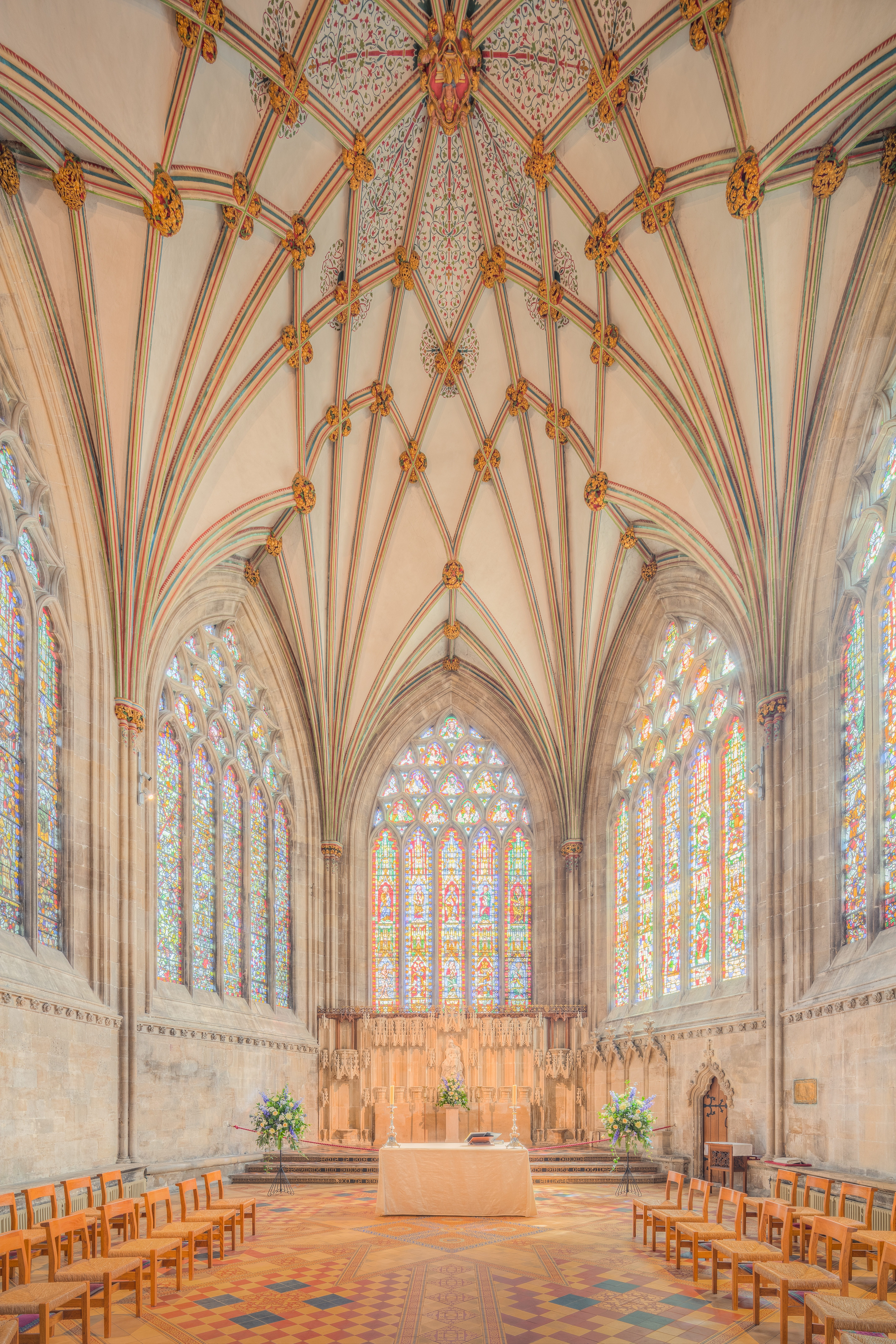 ceiling, pew, chapel, in a row, belief, 8K, religion, english, room, arch, sacred, minster, travel destinations, place of worship, wells, day, indoors, Phone HD Wallpaper