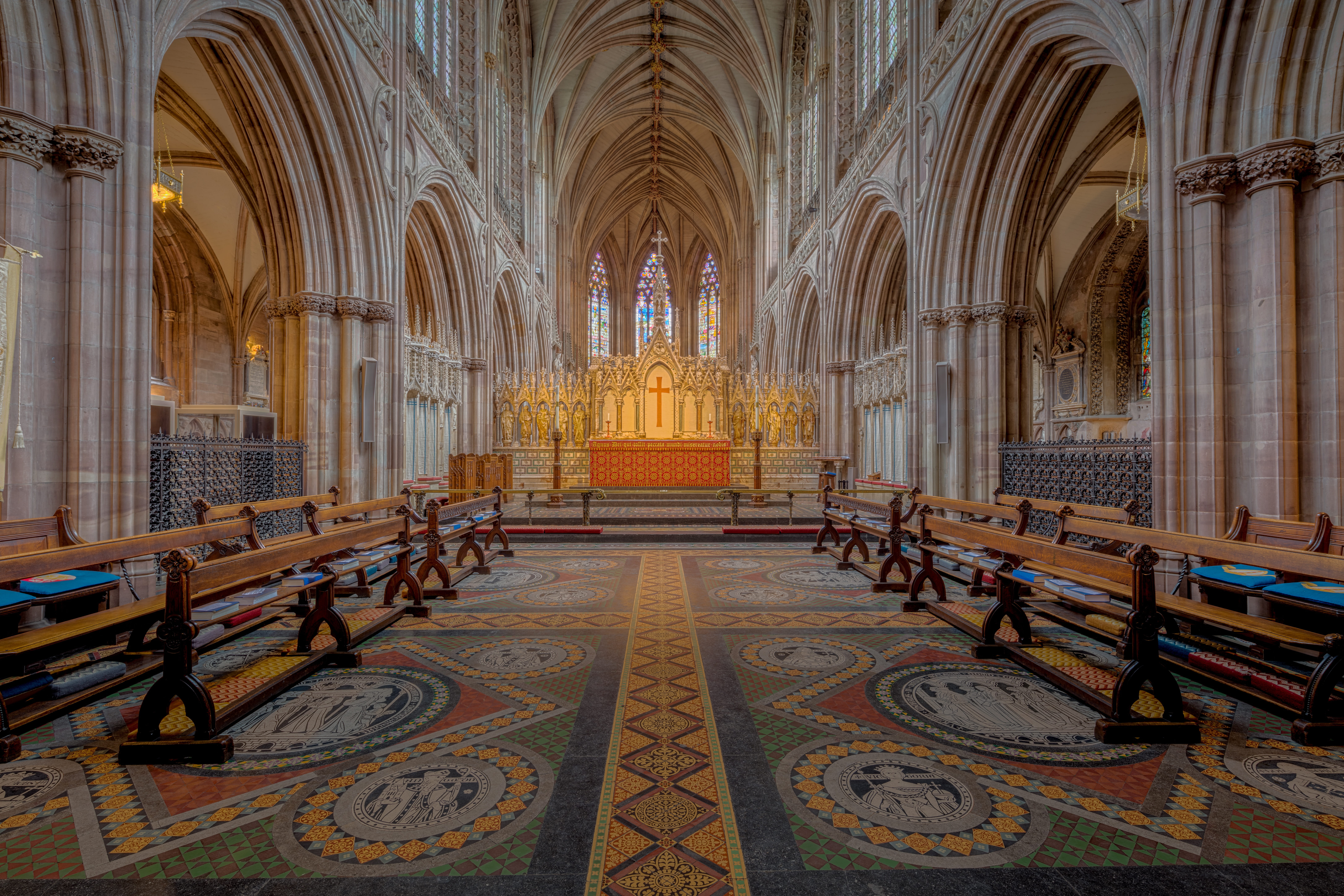 flooring, 8K, building, interiors, travel destinations, pattern, cathedral, built structure, religion, aisle, tiled floor, quire, british, choir, interior, HD Wallpaper