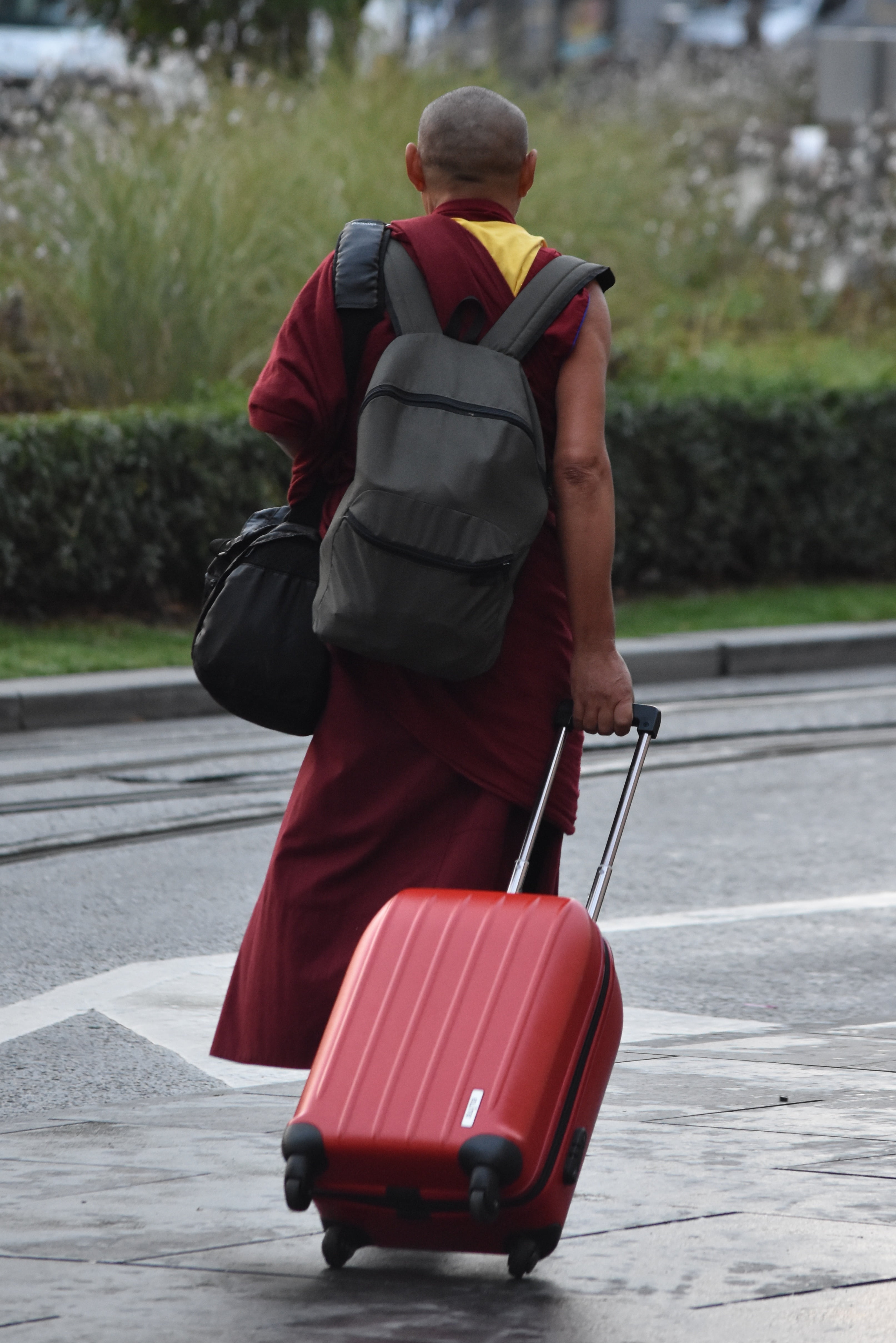 day, casual clothing, road, people, clothing, leisure activity, rear view, faith, full length, walking, holiday, luggage, men, valise, uniform, holding, Phone HD Wallpaper