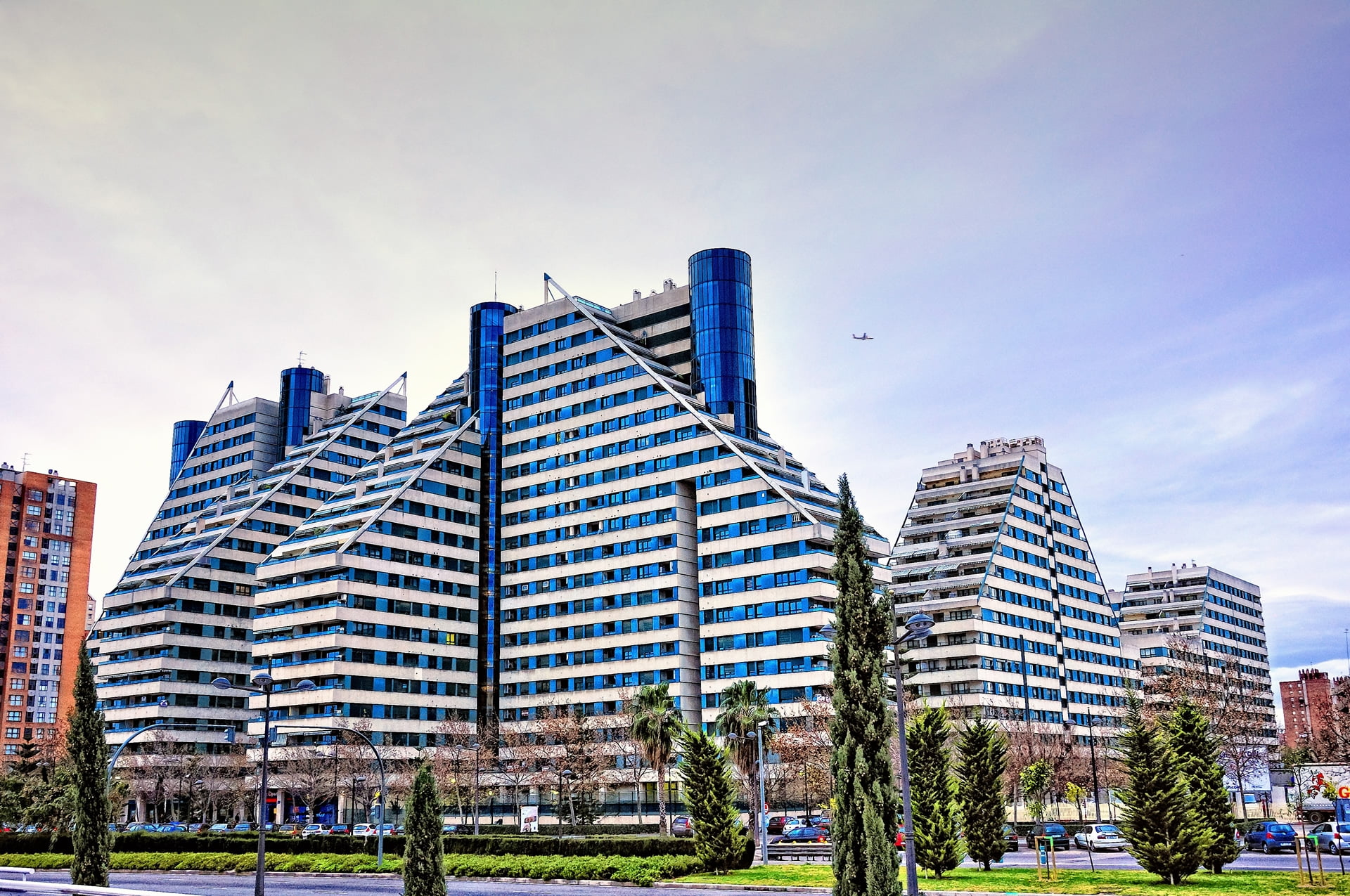 residential District, city, apartment, building, plant, spain, valencia, modern, no People, 1080P, tree, built Structure, urban Skyline, outdoors, business, HD Wallpaper