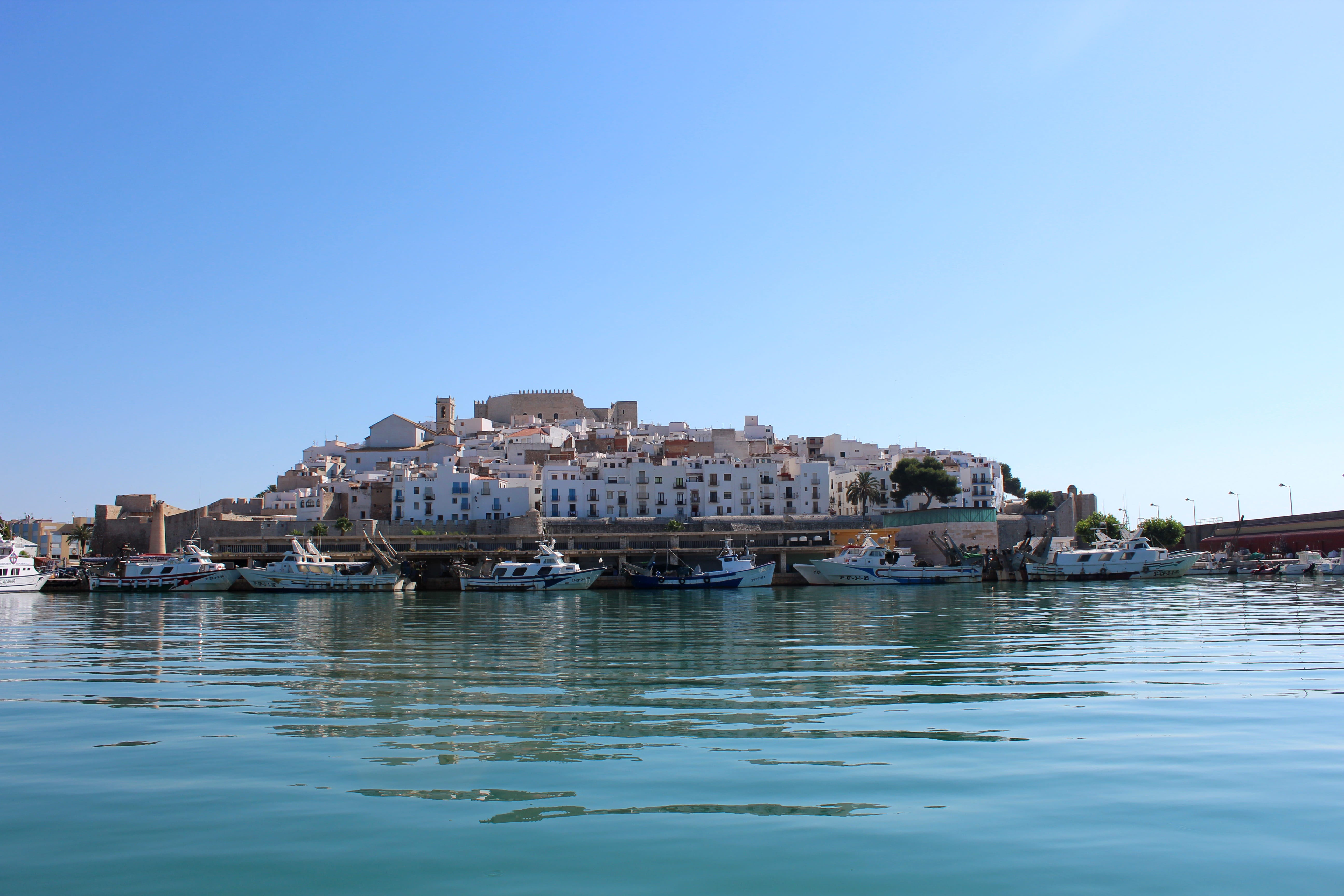 day, monument, clear sky, 5K, mediterranean, tourism, castle, mode of transportation, sea, city, castellón, building, historical, no people, the past, HD Wallpaper
