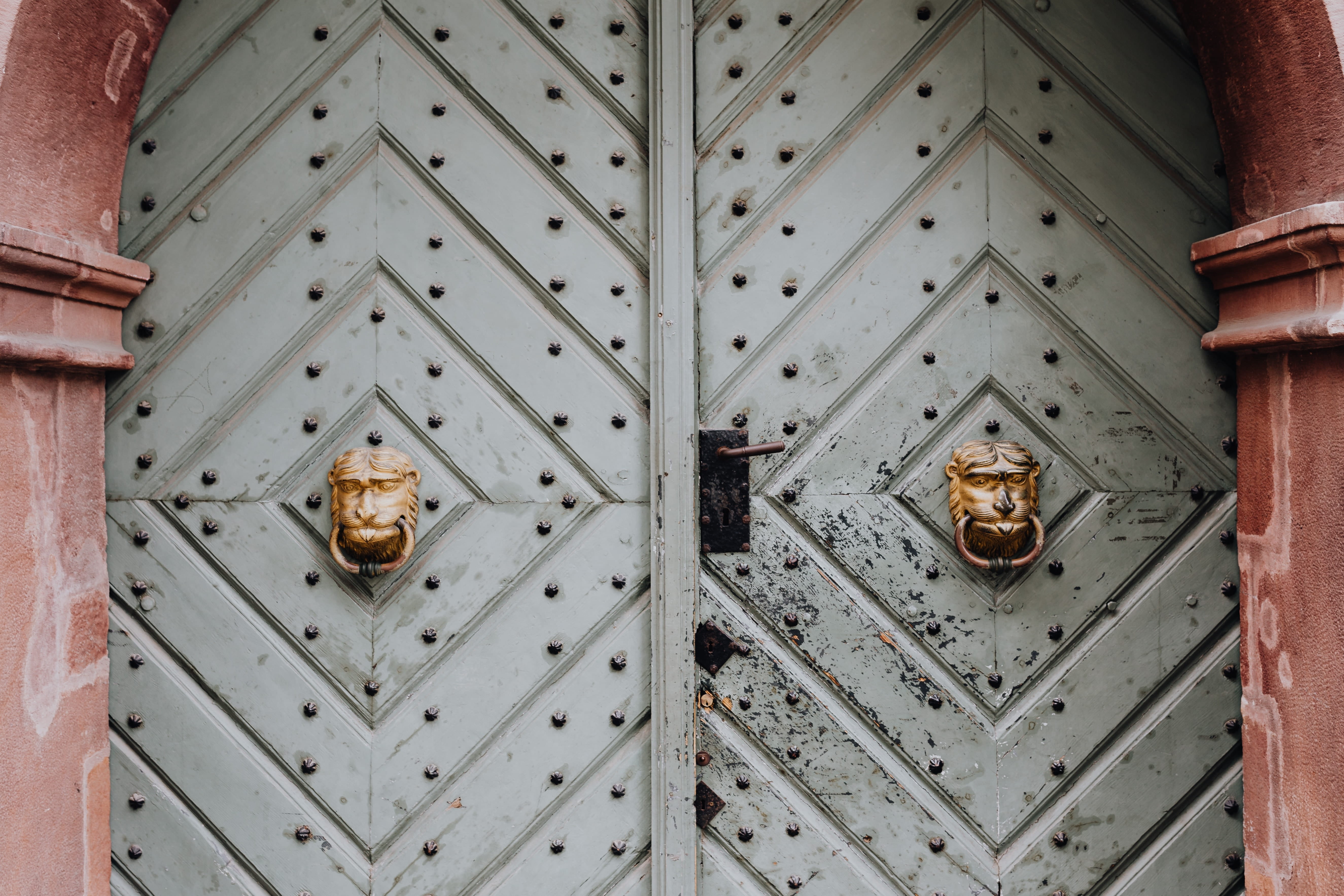 old, intricately, building exterior, built structure, doorknob, wood - material, safety, outdoors, ornamented, 5K, pattern, protection, building, close-up, HD Wallpaper