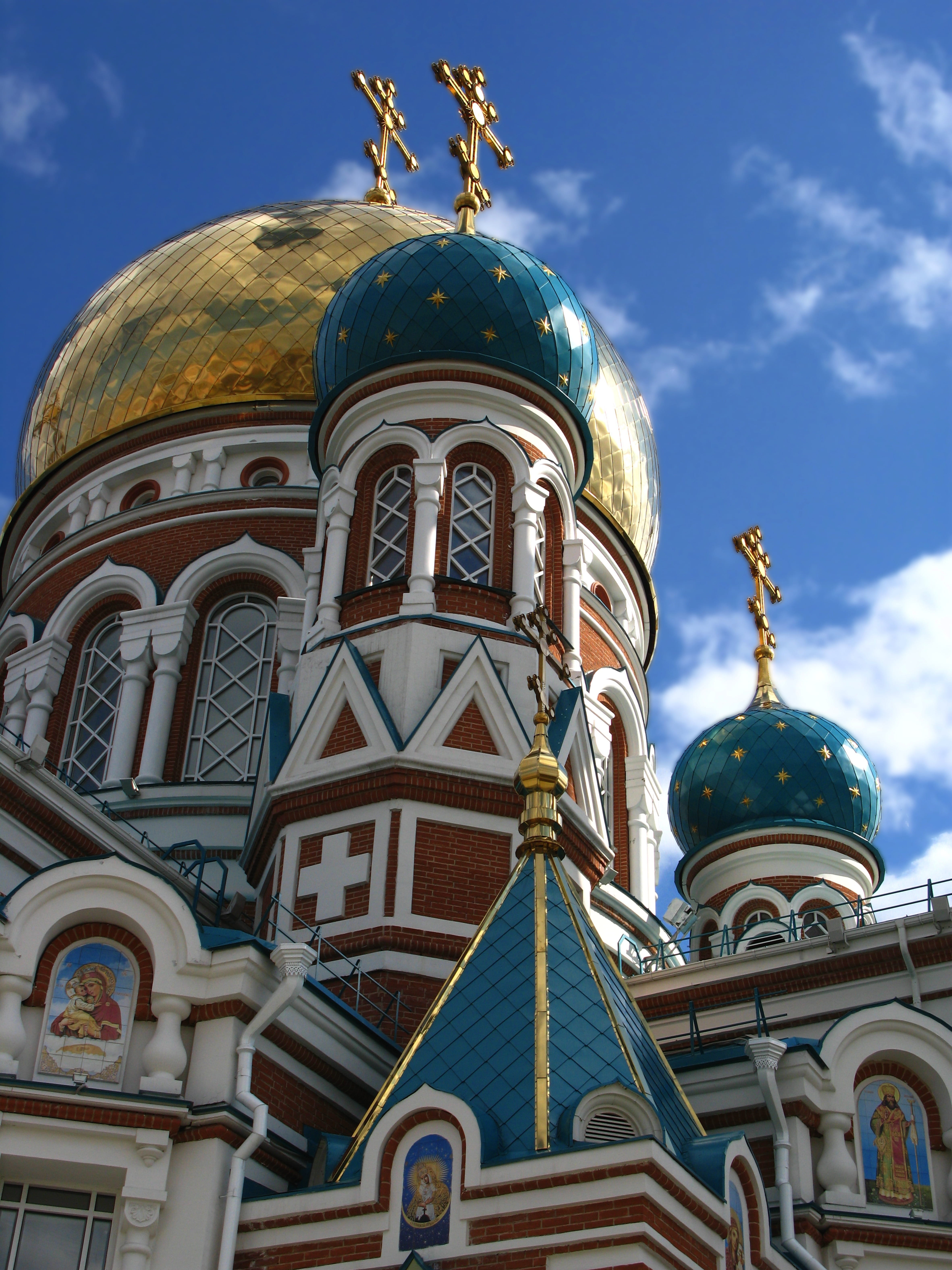 place of worship, dome, russia, sky, outdoors, cross, Building, Cathedral, low angle view, day, cathedral, no people, historical, architecture, outside, Phone HD Wallpaper