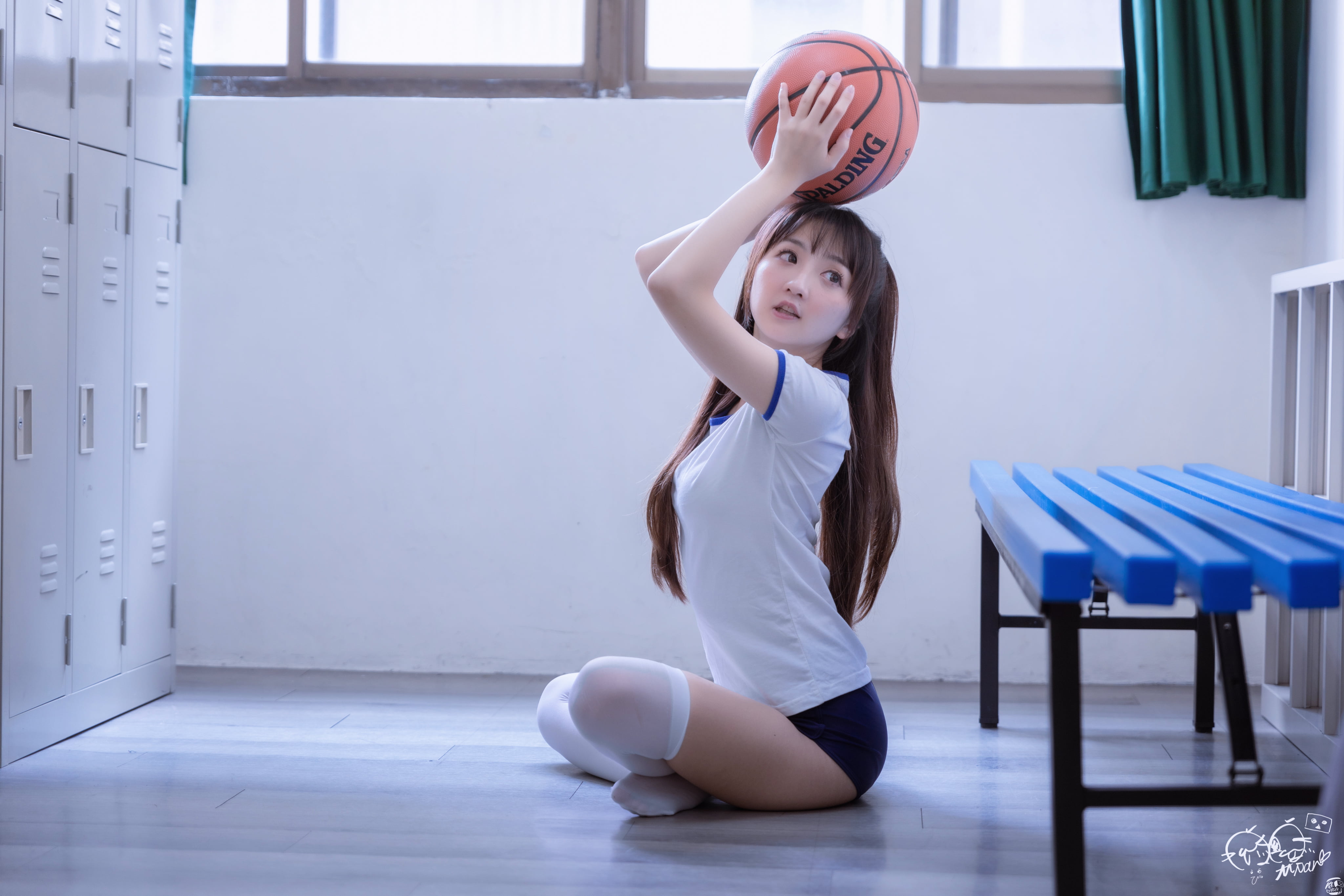 long hair, 4K, lockers, school uniform, women, Asian, locker room, bench, school, basketball, model, brunette, HD Wallpaper