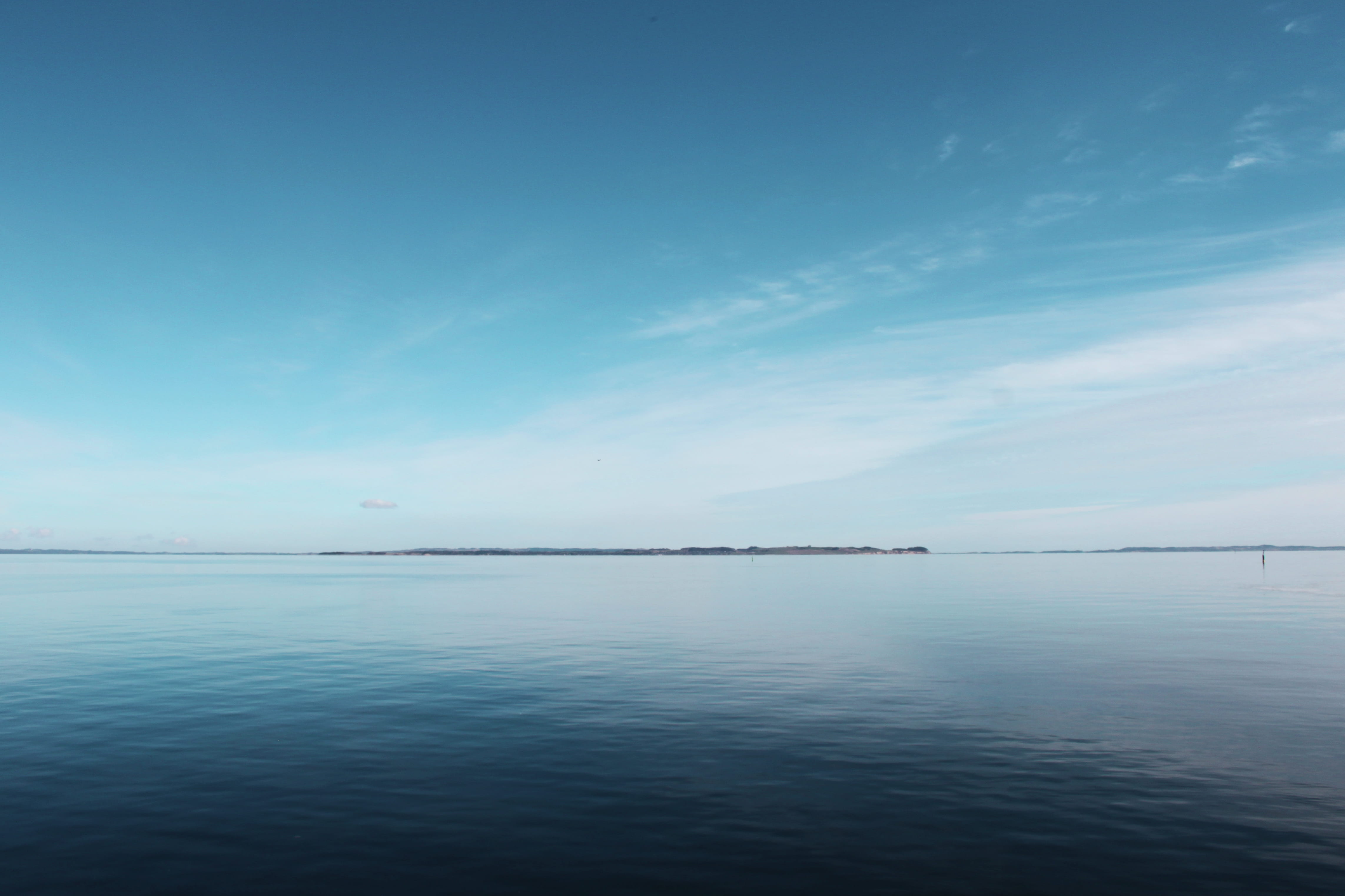 outdoors, photo, non-urban scene, day, waterfront, 4K, aarhus, ocean, scenics - nature, reflection, blue, photography, beauty in nature, nature, sea, idyllic, HD Wallpaper