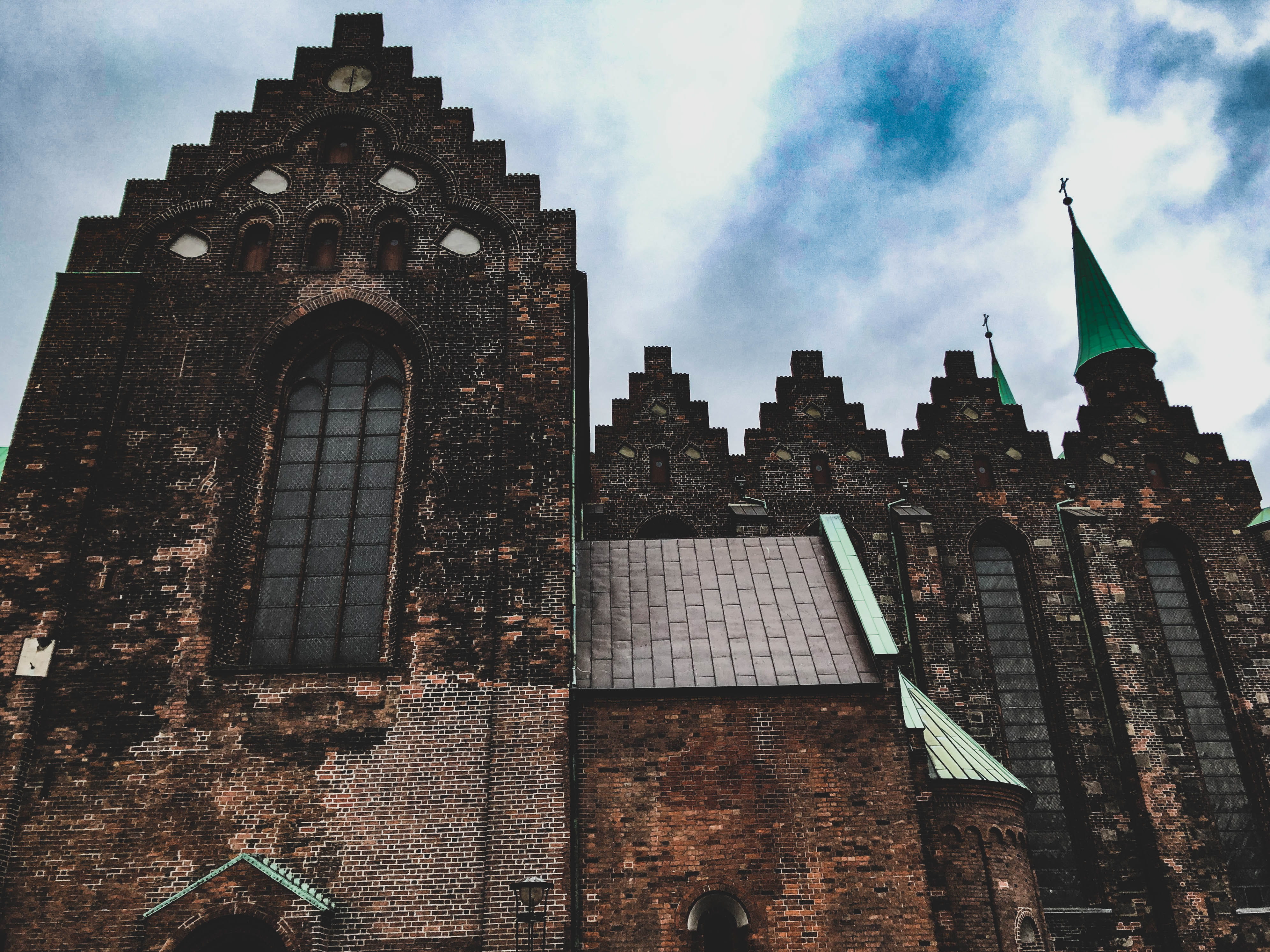 religion, cityscape, brick, low angle view, outdoors, church, travel destinations, building, skyscraper, day, place of worship, nature, kirka, history, HD Wallpaper