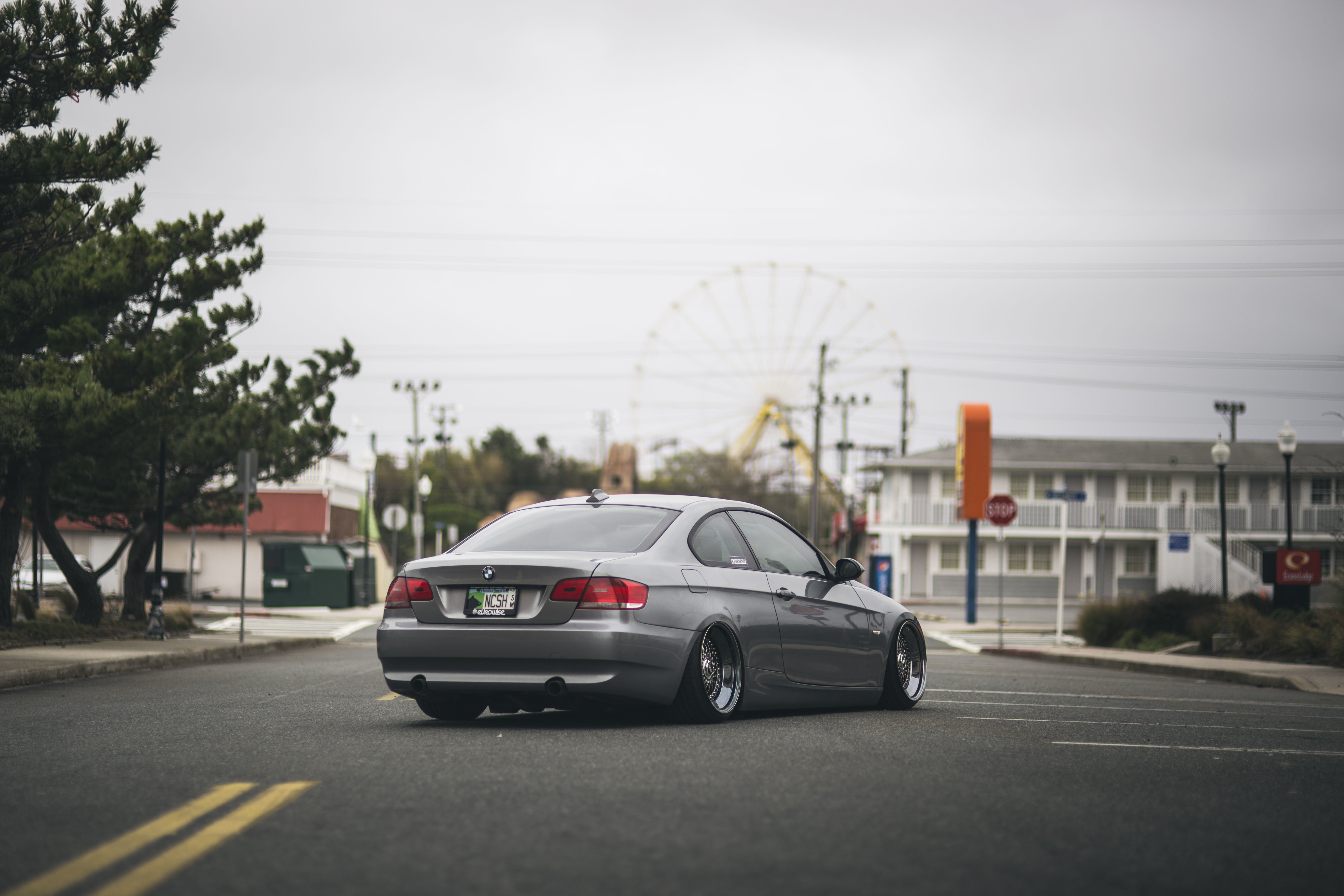 335i, street, Ferris wheel, tail lights, rainy, back, BMW, 5K, signs, Motel, HD Wallpaper
