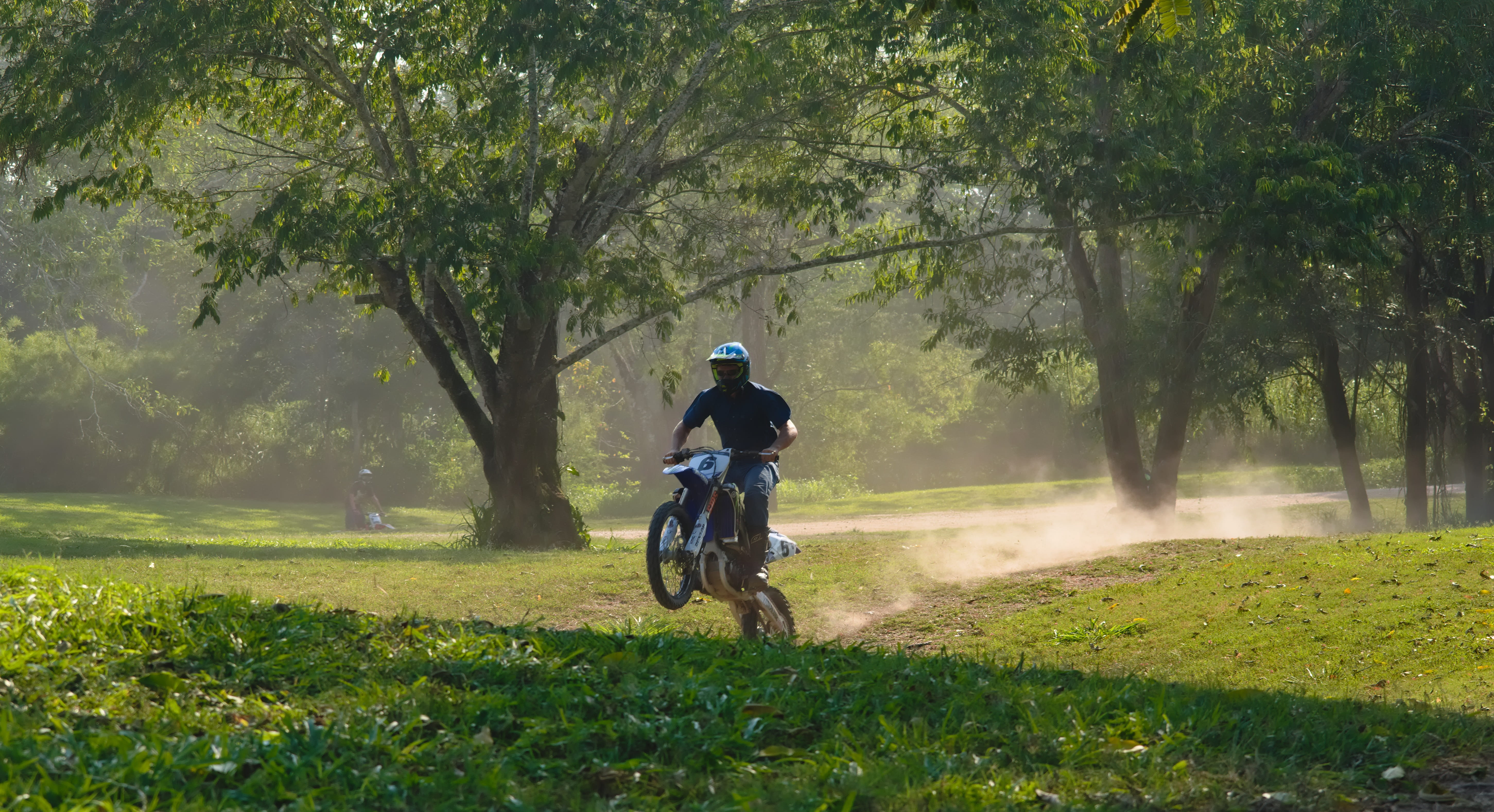 full throttle, transportation, dust, power, leisure activity, epic, sport, race, tree, dirtbike, kawasaki, land vehicle, helmet, spanish lookout, speed, HD Wallpaper
