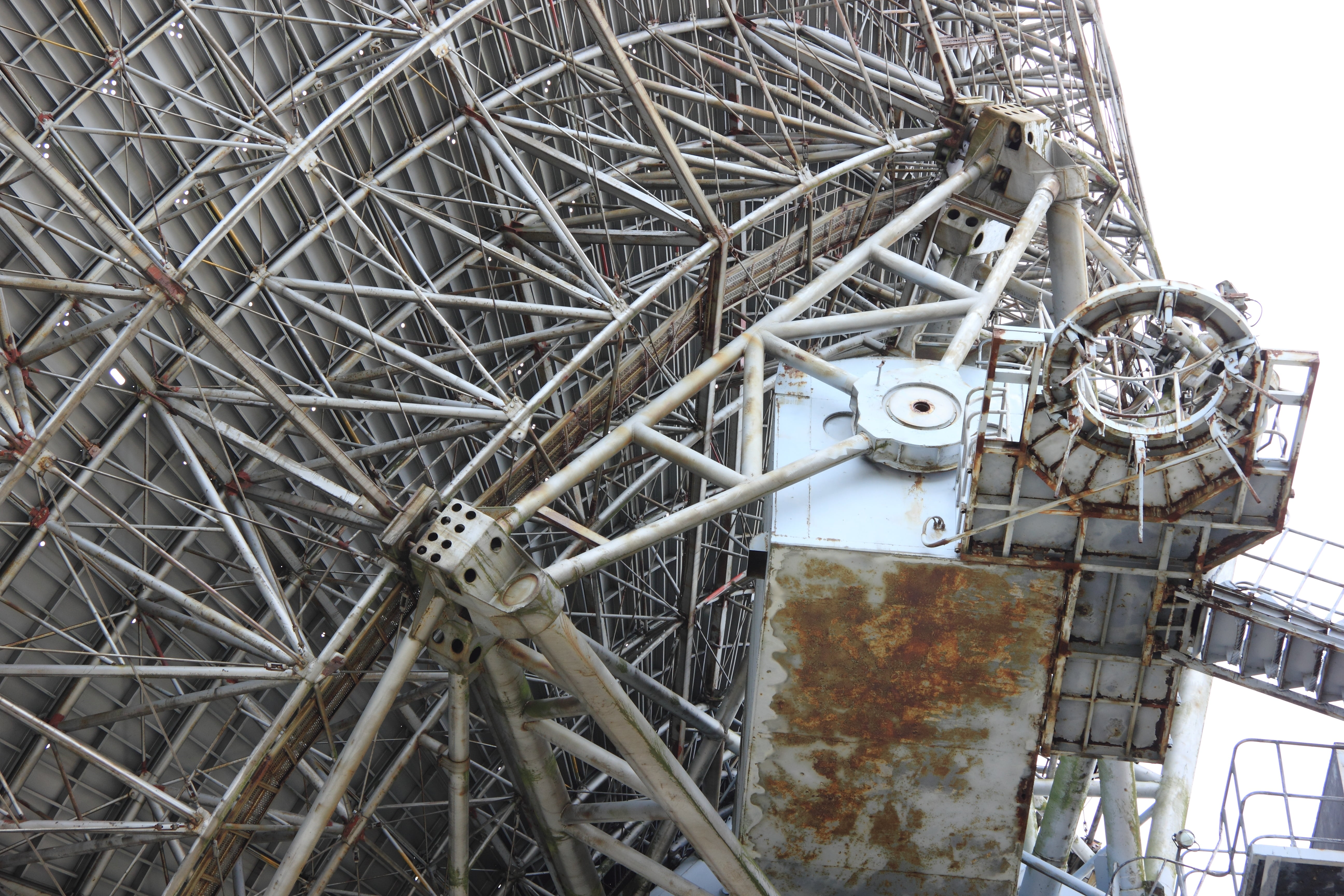 built structure, connection, antenna, 5K, abandoned, factory, radio, steel, observatory, industry, outdoors, rusty, no people, ussr, power supply, astronomy, HD Wallpaper
