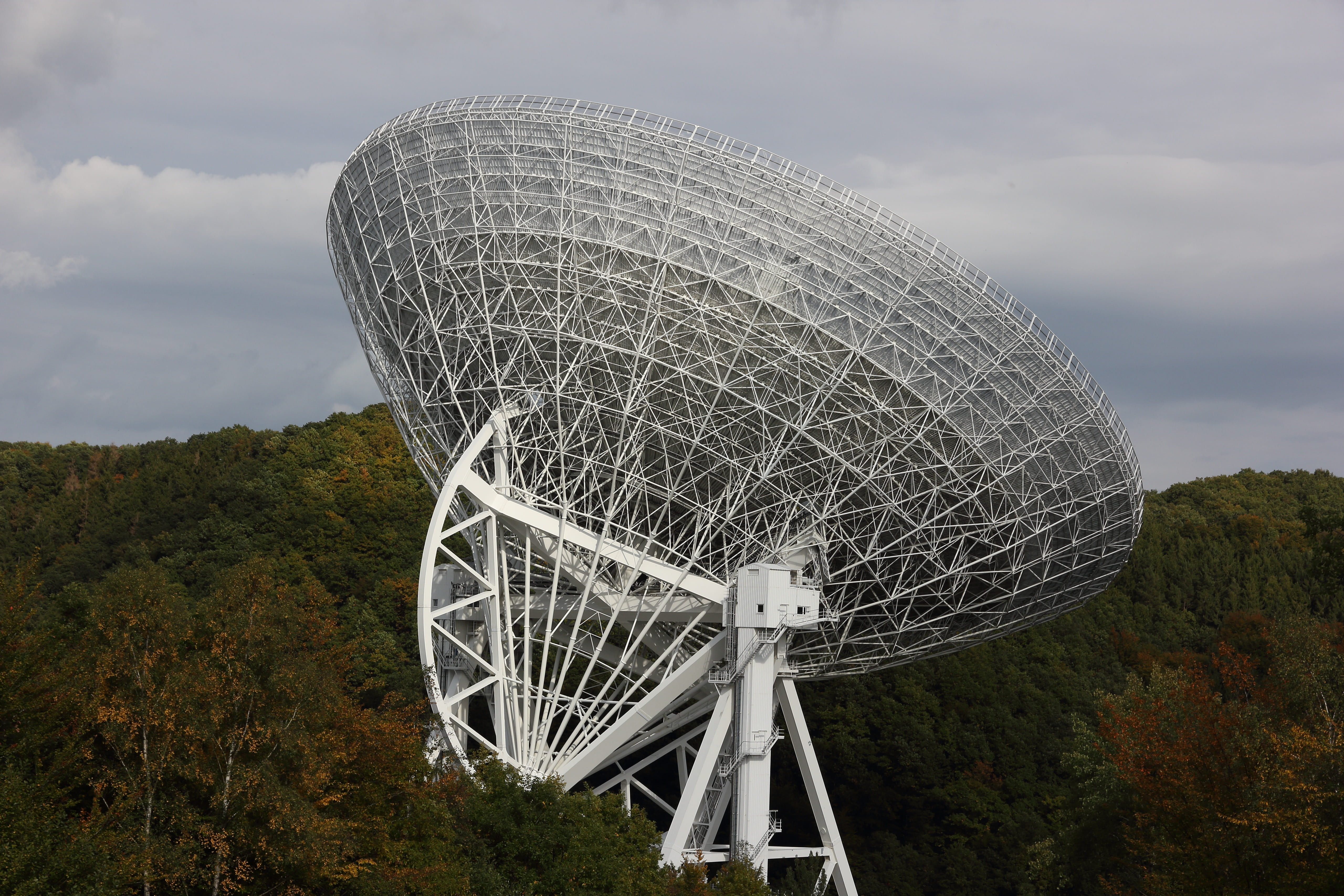 technology, astronomy, cloud - sky, science, telescope, satellite, exploration, equipment, radio wave, large, grey, 5K, white, research, communication, HD Wallpaper