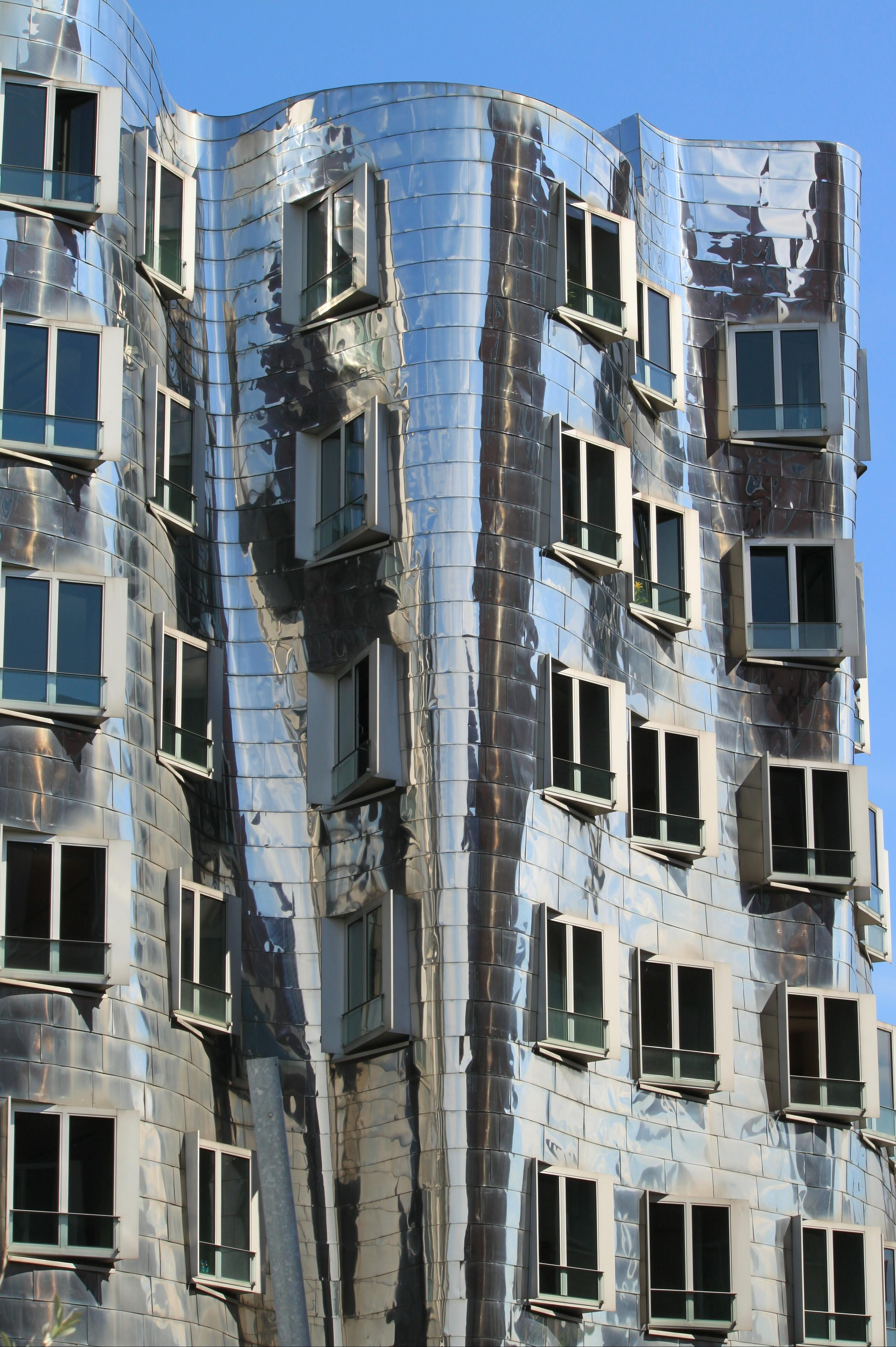 düsseldorf, architecture, window, outdoors, sunlight, 4K, run-down, built structure, glass, ruined, city, day, reflections, weathered, gehry house, concrete, Phone HD Wallpaper