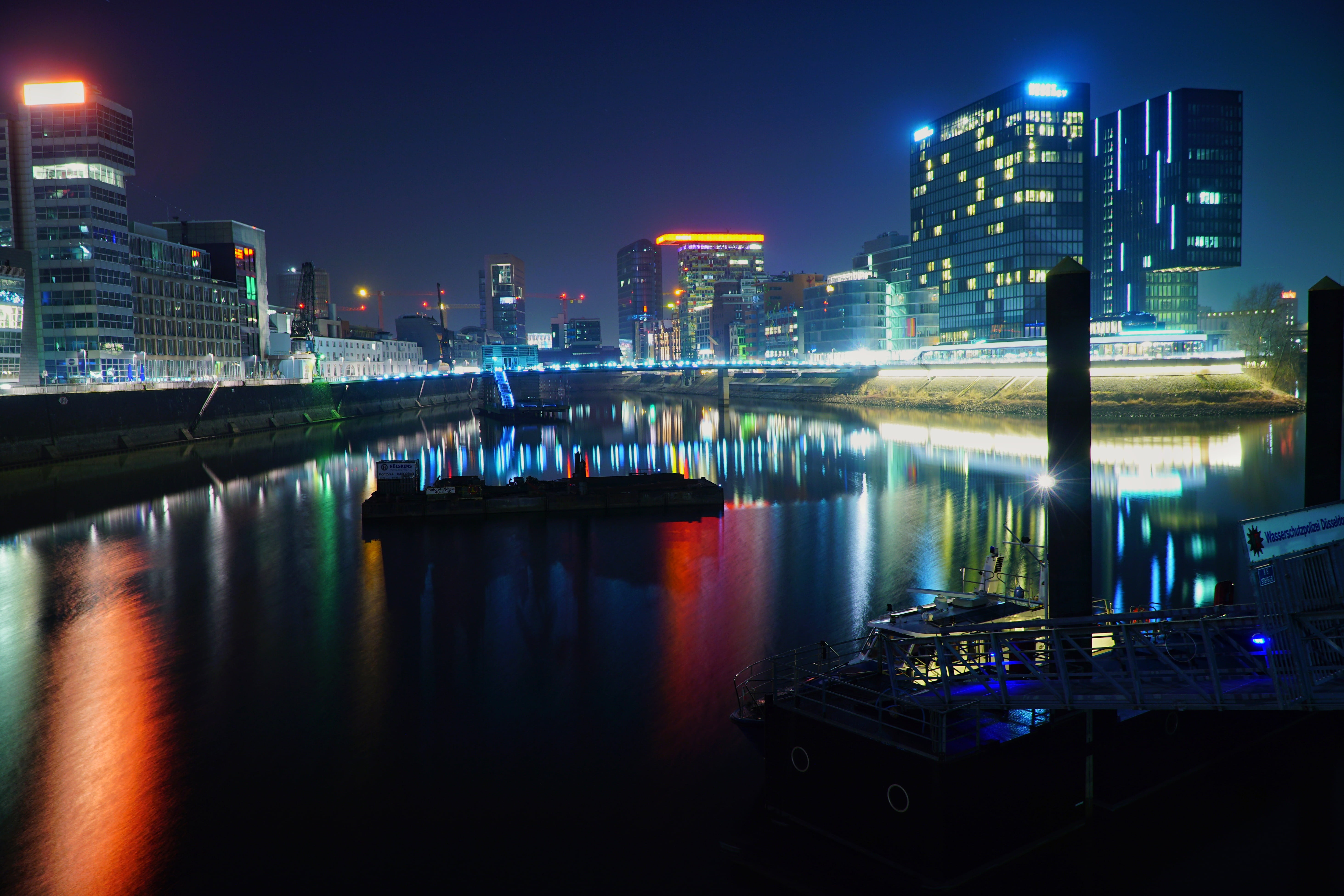 city life, urban skyline, office building exterior, modern architecture, water, no people, cityscape, architecture, urban, travel destinations, port, modern, HD Wallpaper