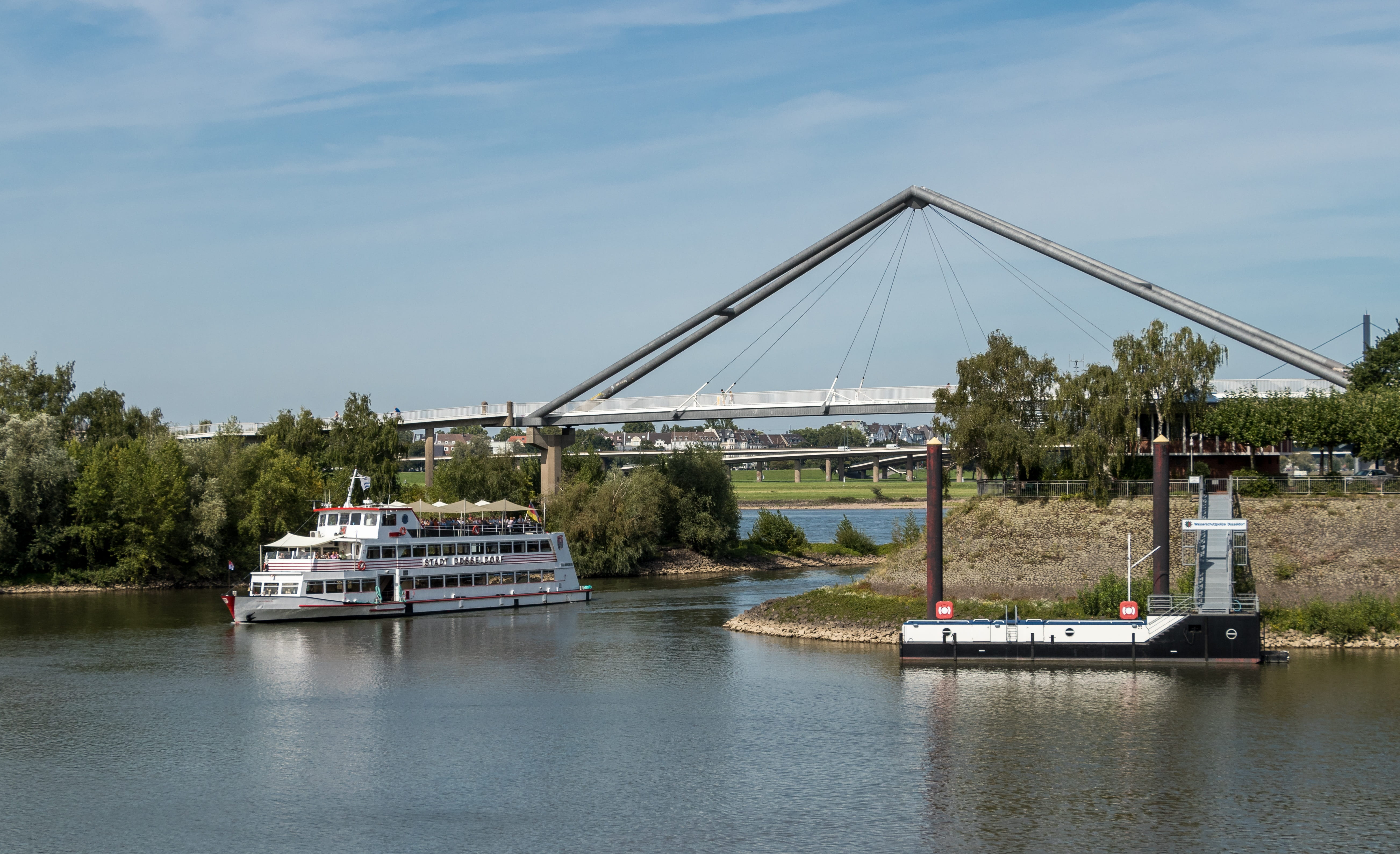 boot, no people, mode of transportation, outdoors, sky, building exterior, day, 5K, nature, düsseldorf, architecture, ship, built structure, water, plant, HD Wallpaper