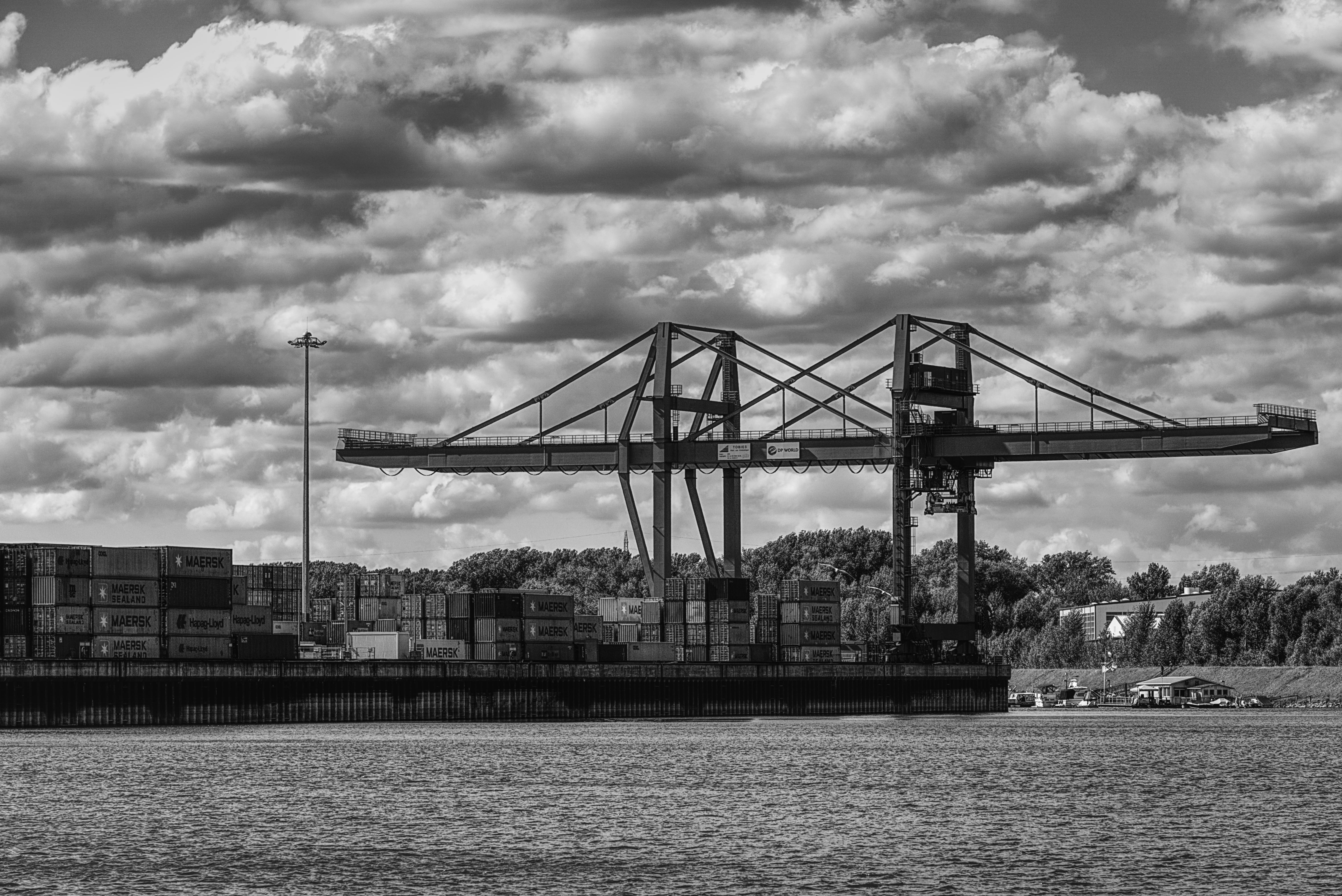 crane, 5K, loading, building exterior, bridge - man made structure, connection, cranes, travel, urban, city, envelope, sky, port, water, container, cloud - sky, HD Wallpaper