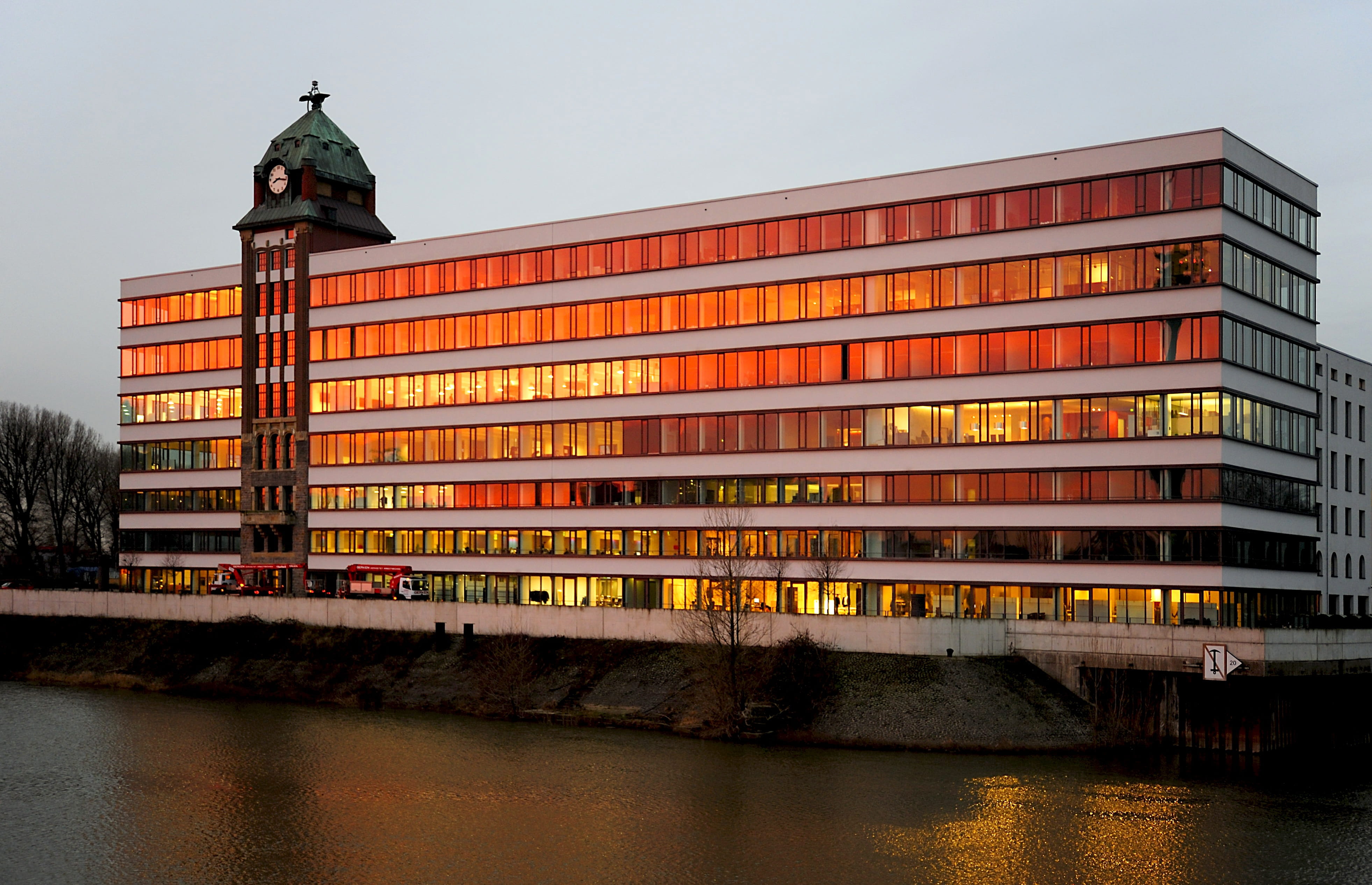 düsseldorf, no people, architecture, sunrise, building exterior, day, plange mill, outdoors, travel, built structure, sunlight, Mill, glass, building, Architecture, HD Wallpaper