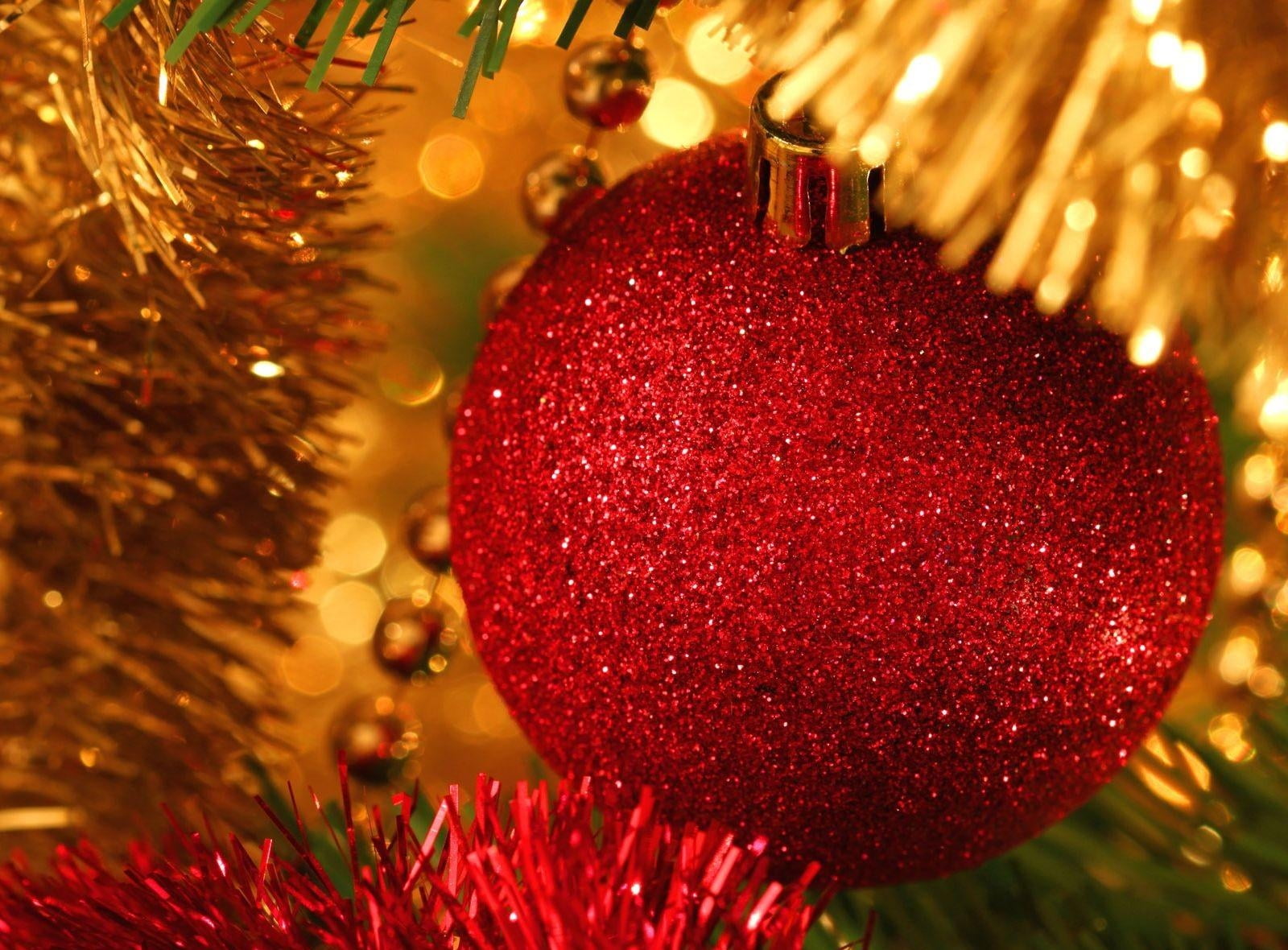 illuminated, ornate, gift, ornament, bright, christmas tree, cultures, red, shiny, tree, lighting Equipment, christmas Decoration, backgrounds, season, HD Wallpaper