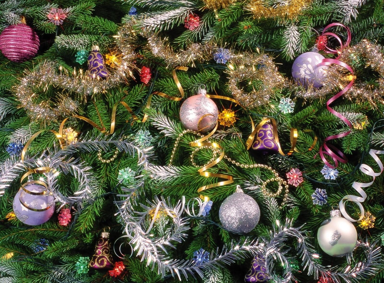 green Color, decor, celebration, sphere, 720P, gold Colored, year, christmas Ornament, high angle view, backgrounds, close-up, plant, baubles, green, fir Tree, HD Wallpaper