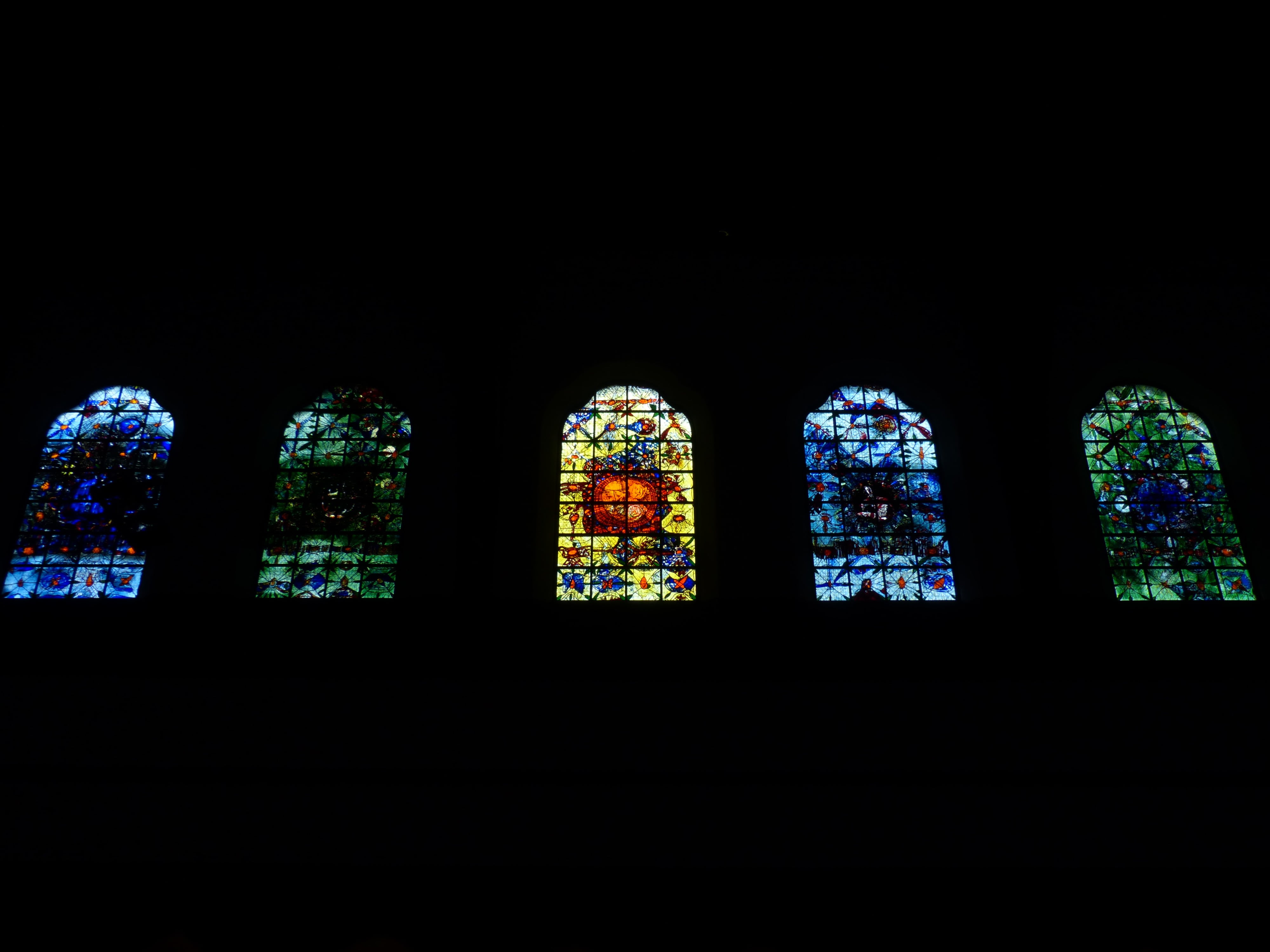copy space, building, glass, no people, window, day, indoors, built structure, church window, shine through, dark, spirituality, church, low angle view, HD Wallpaper