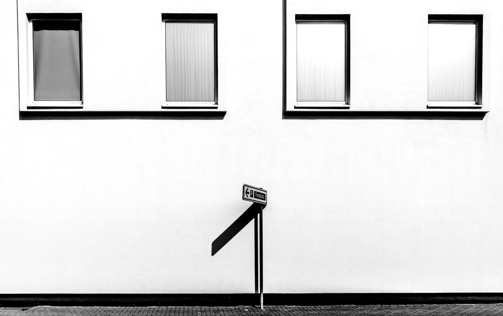 information symbol, no people, shadow, communication, day, 720P, information sign, guidance, traffic signs, window, built structure, outdoors, arrow symbol, HD Wallpaper