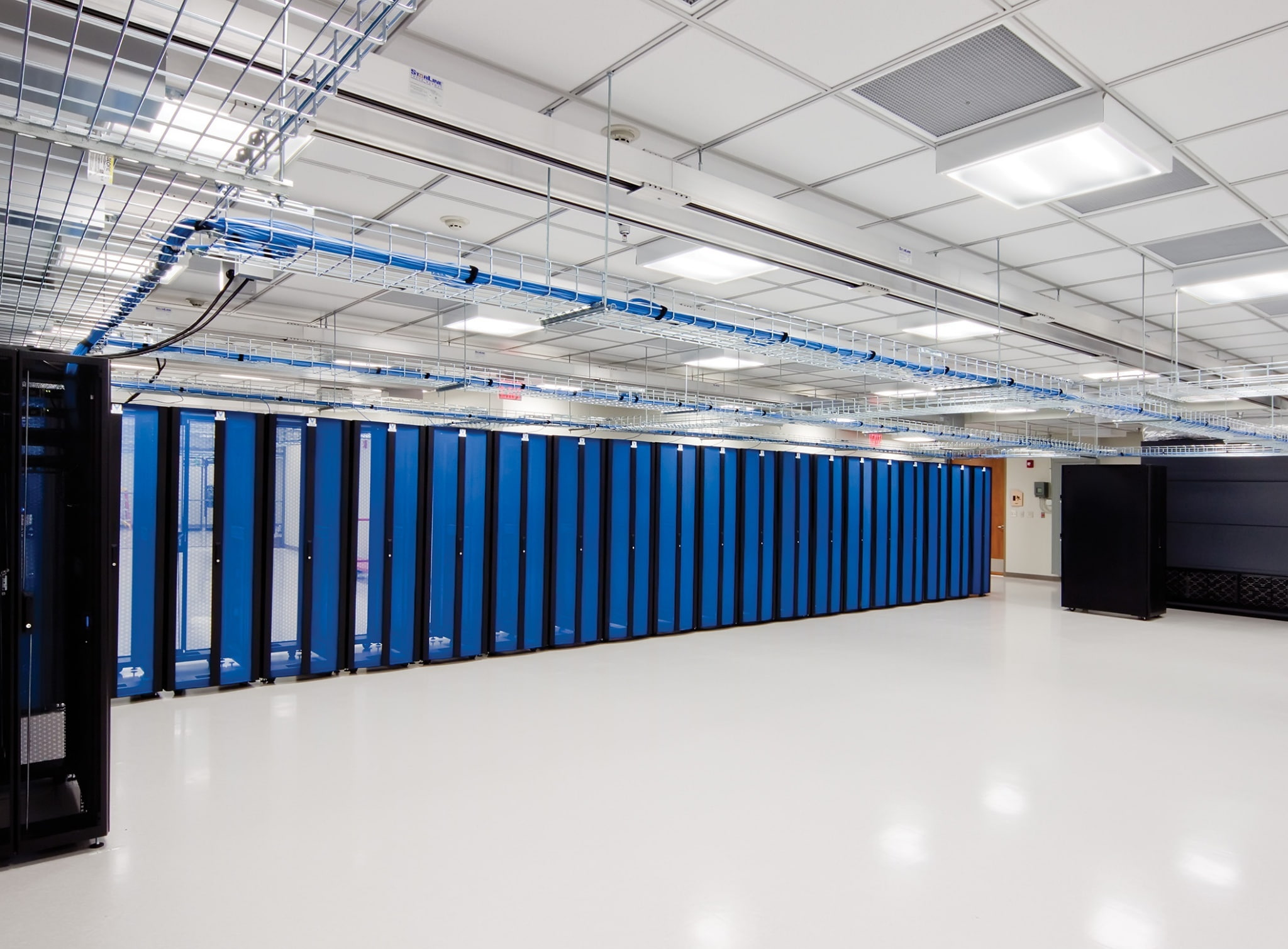 corporate business, Hardware, center, architecture, internet, data, 1080P, technology, connection, office, ceiling, building, no people, computer network, HD Wallpaper