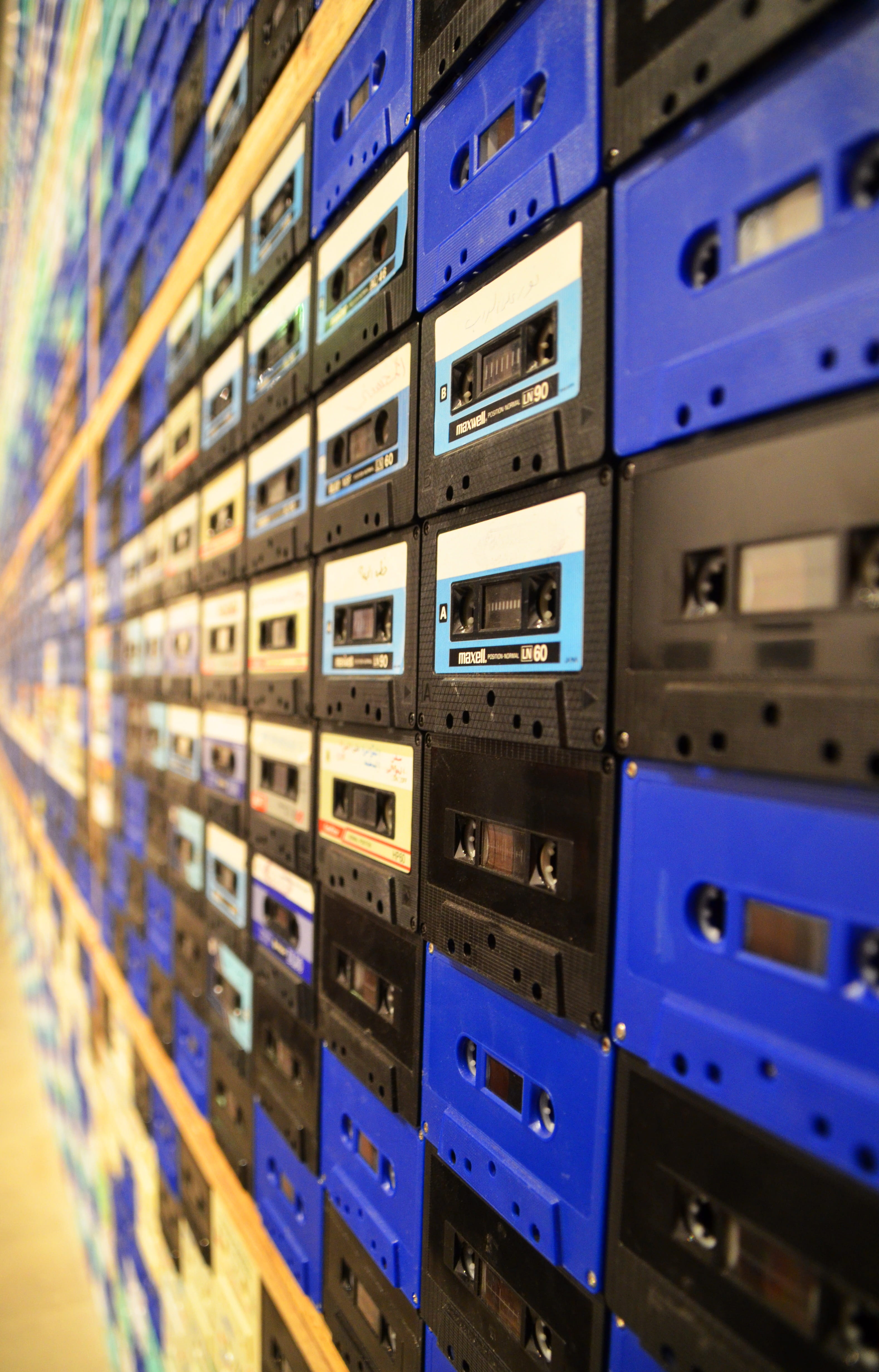 storage compartment, art, storage room, retro, sound, box, network server, business, data, no people, communication, audio cassette, songs, shelf, 4K, Phone HD Wallpaper