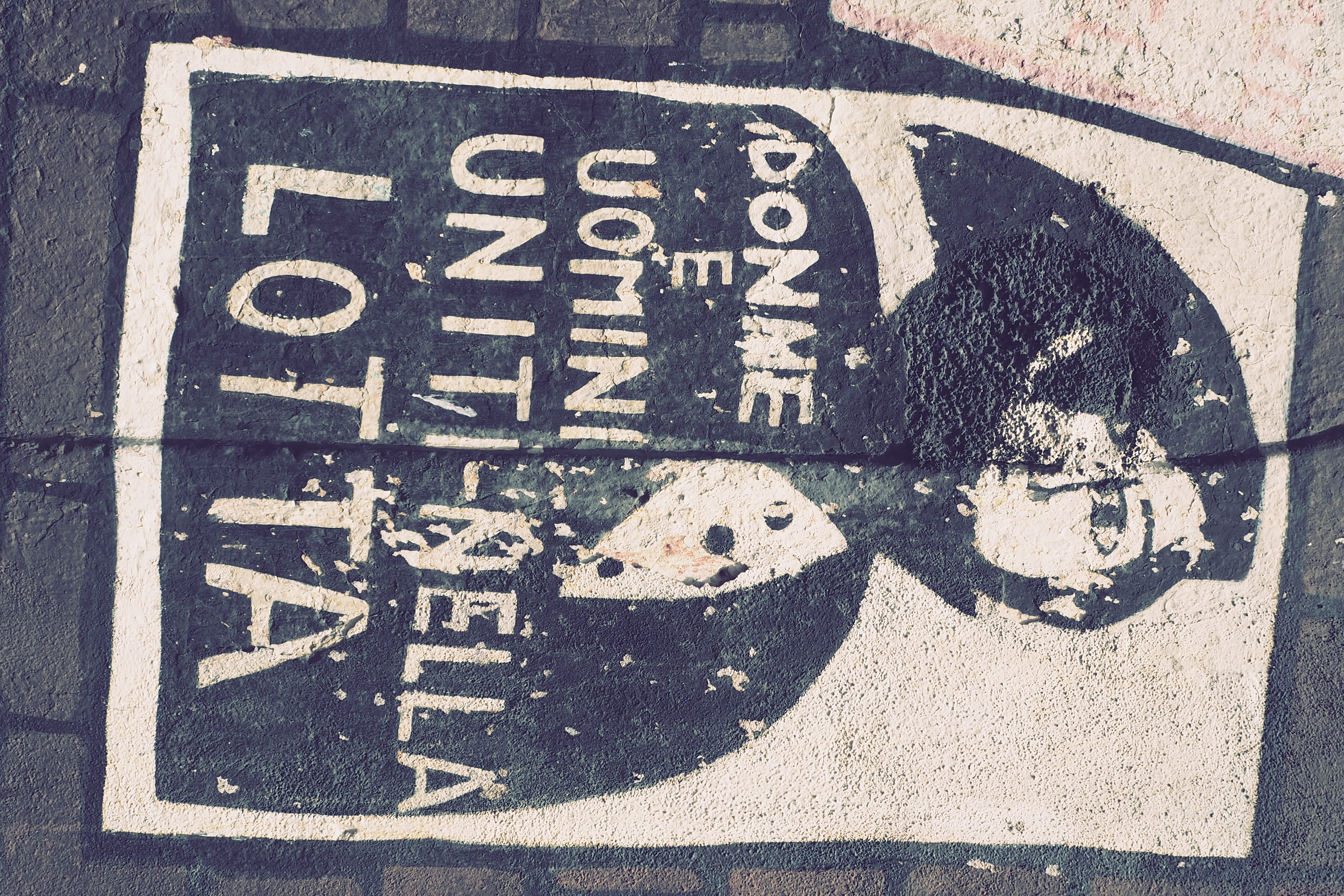 murales, city, message, close-up, bicycle lane, information sign, sardegna, guidance, no people, text, road, street, 4K, transportation, high angle view, HD Wallpaper
