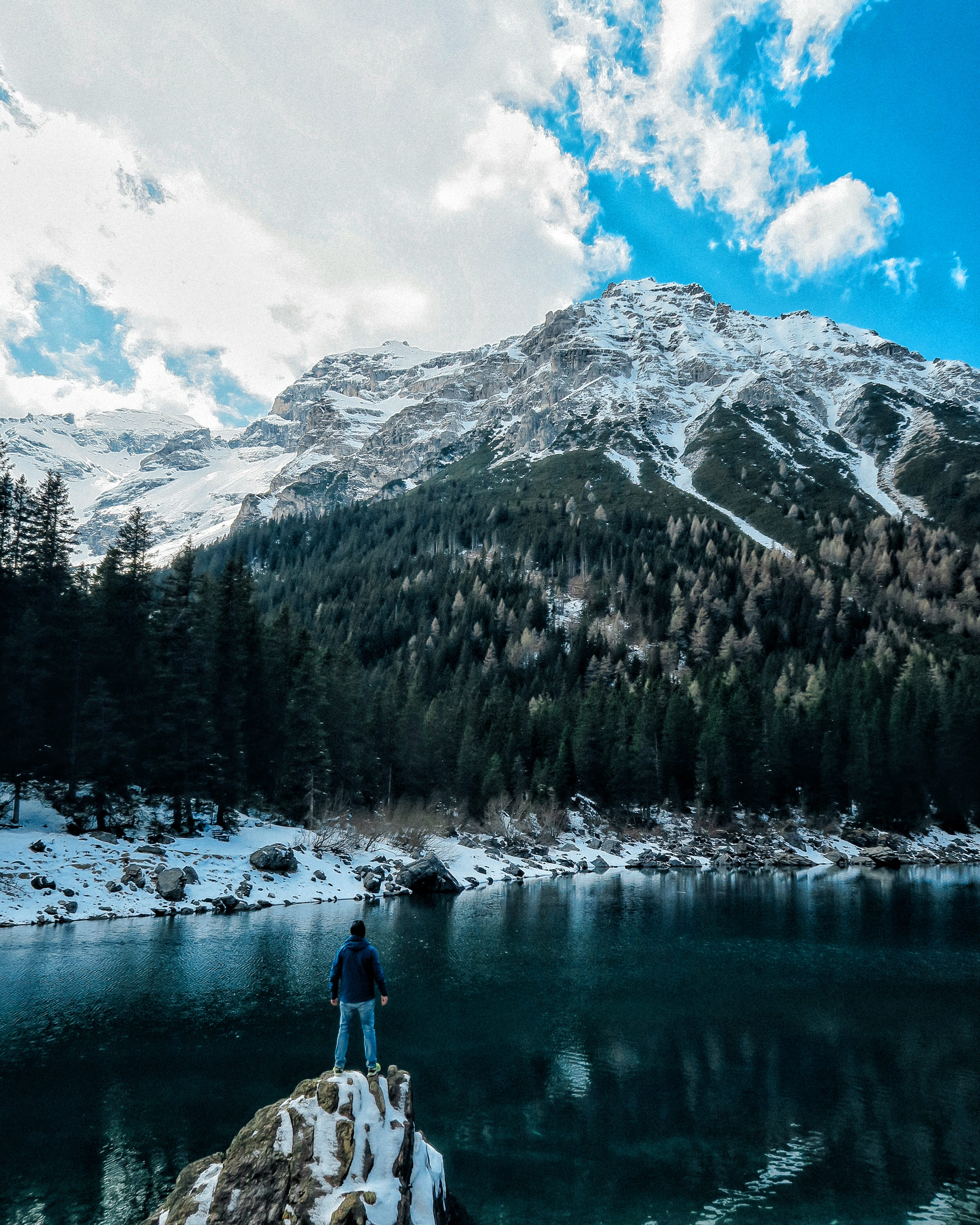 nature, one person, non-urban scene, obernberger see, cold temperature, obernberg am brenner, person, forest, scenics - nature, austria, snowy, tree, snowcapped mountain, Phone HD Wallpaper