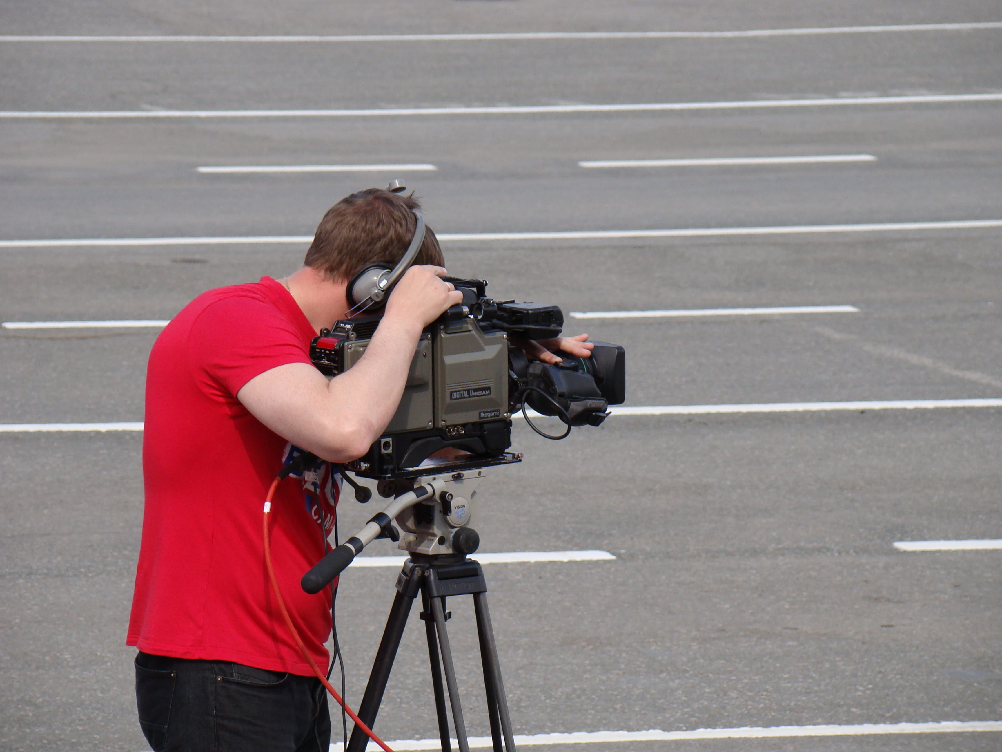 photographer, tripod, activity, photography Themes, 2K, photographing, occupation, concrete, Cinematographer, camera Operator, home video camera, men, HD Wallpaper