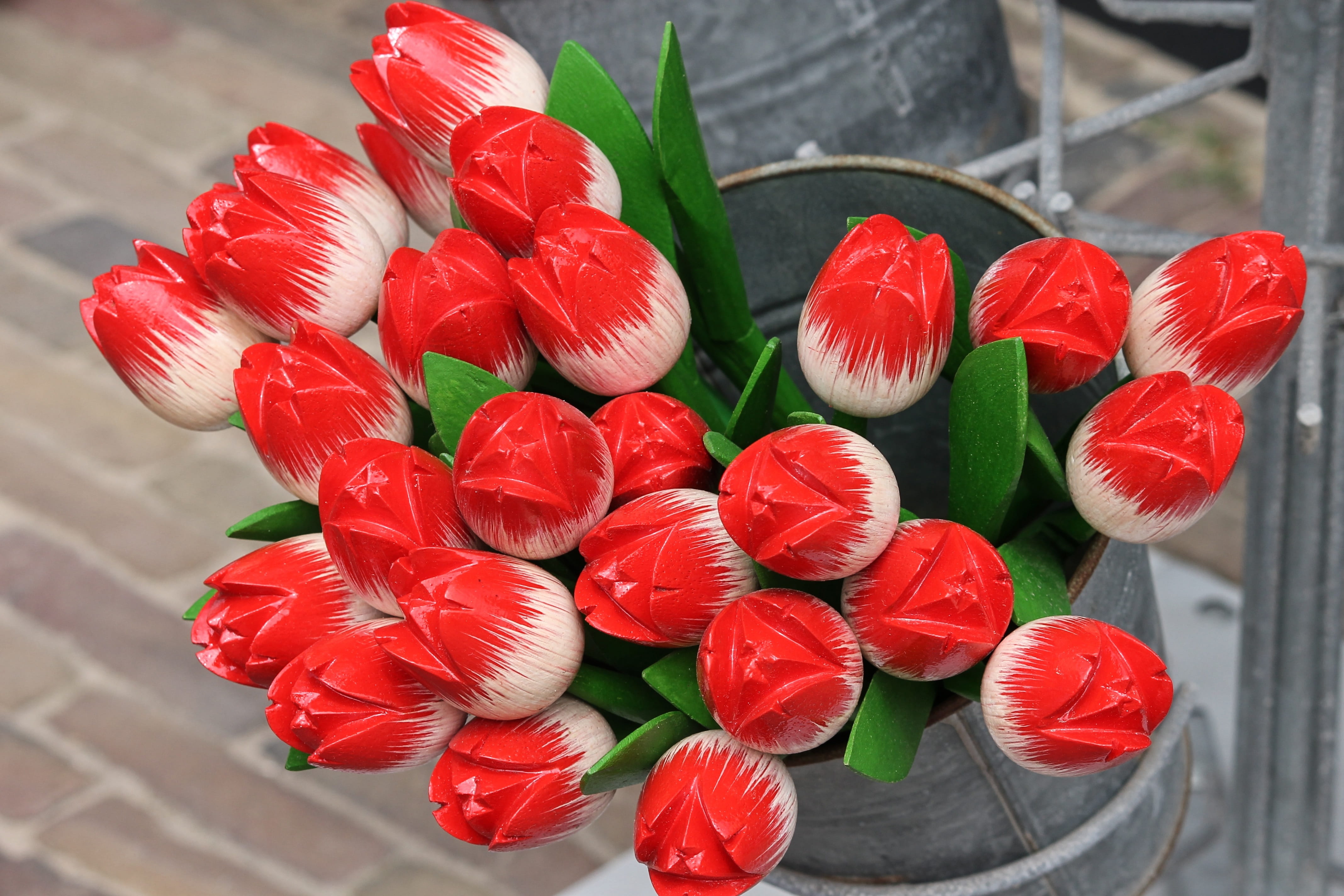 netherlands, deco, red, holland, leaf, bouquet, still life, carved, vulnerability, high angle view, no people, freshness, flower head, light red, arrangement, HD Wallpaper