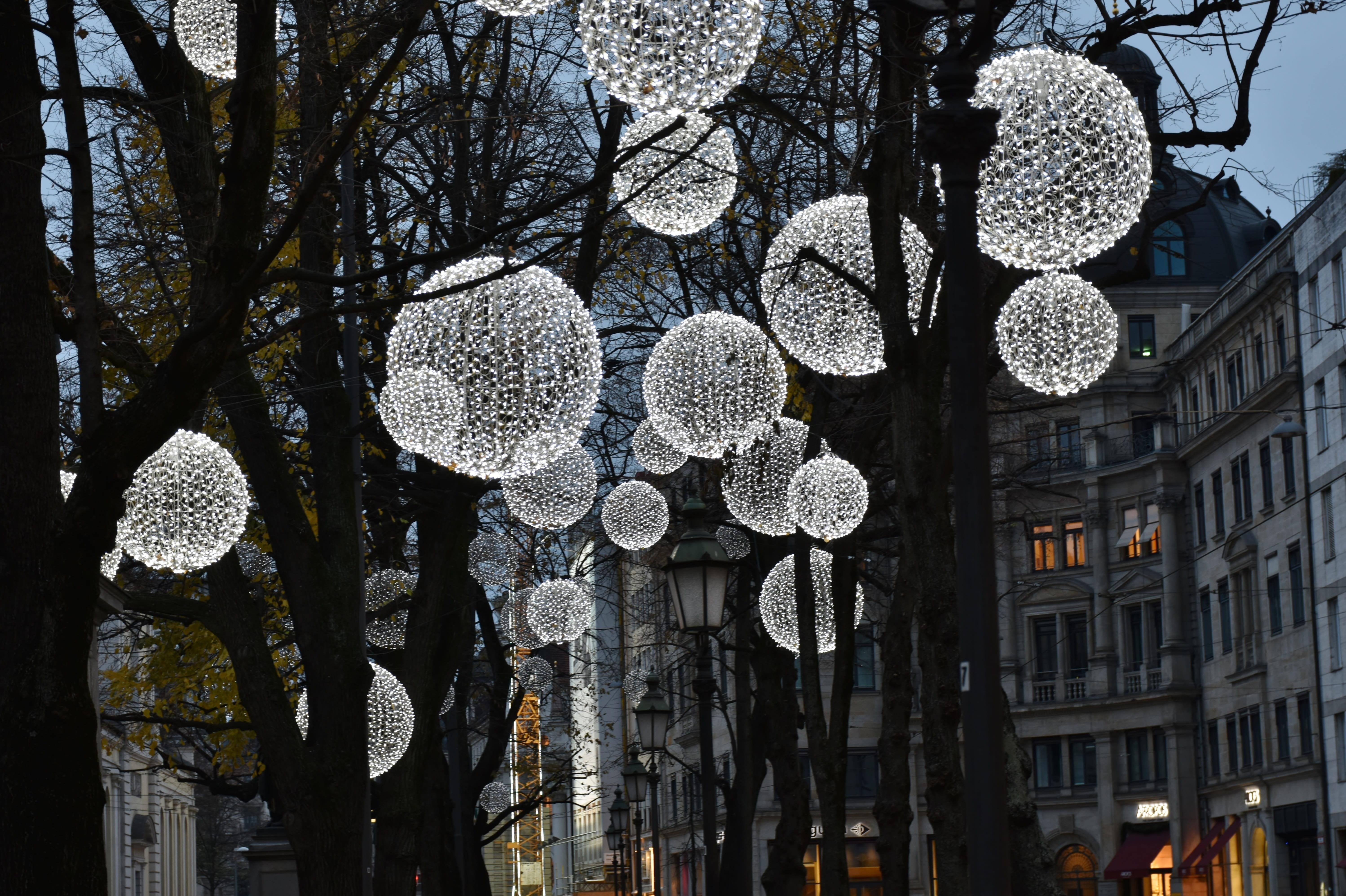 lamps, building exterior, electric light, lighting equipment, city, mood, architecture, brown, building, hell, 5K, plant, light, bulbs, street, lighting, HD Wallpaper