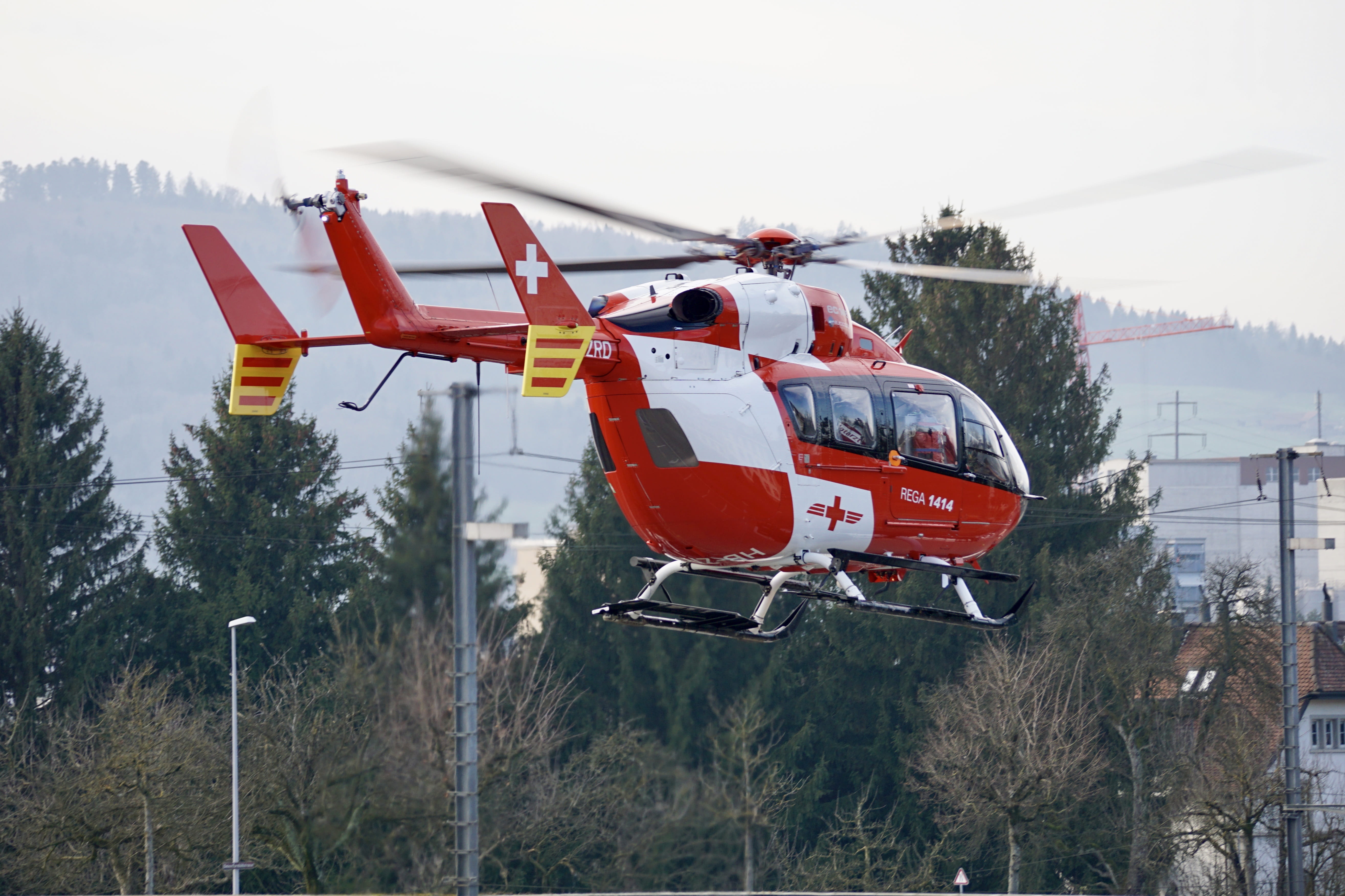 winter, enjoyment, tree, nature, use, heli, helicopter, 1414, plant, rescue, ambulance service, accident, flying, flight, transport, ambulance helicopter, HD Wallpaper