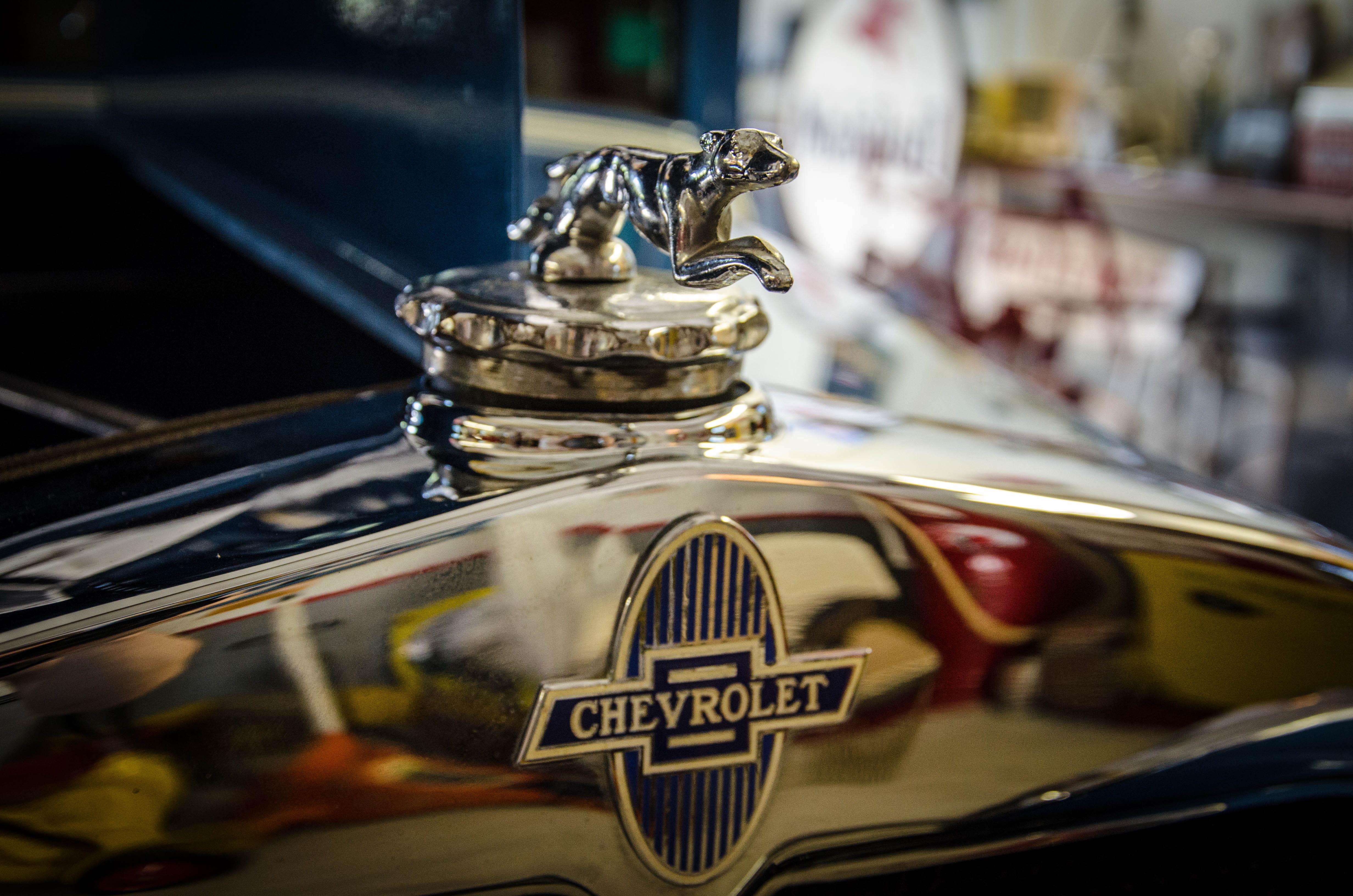 day, glass - material, transportation, chevrolet, taxi, luxury, car, selective focus, focus on foreground, close-up, mode of transportation, communication, HD Wallpaper