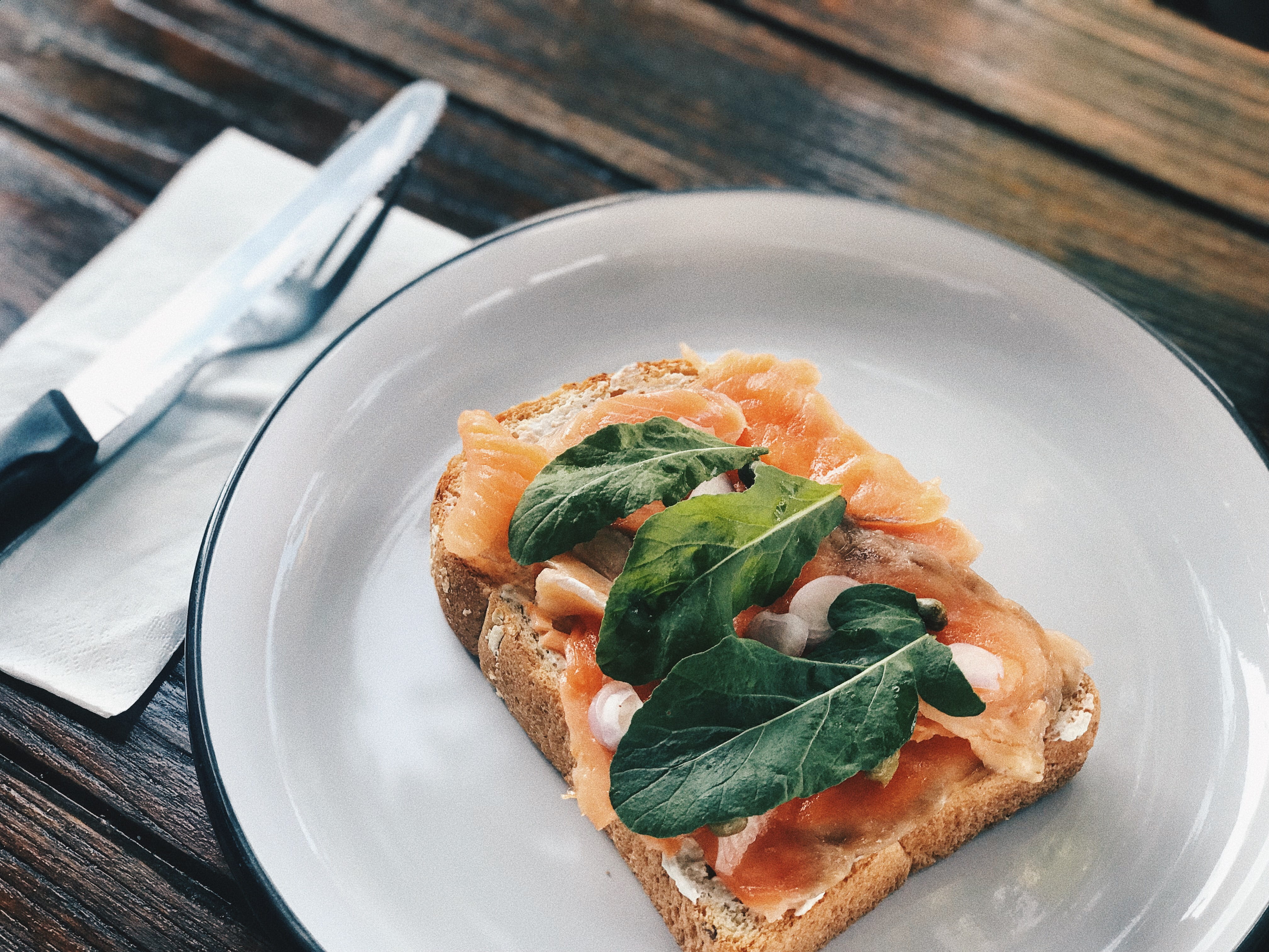 produce, ready-to-eat, smoked salmon, fork, knife, bread, plate, table, fruit, indoors, arugula, kitchen utensil, close-up, 12 soi nonthaburi 48, vegetable, HD Wallpaper