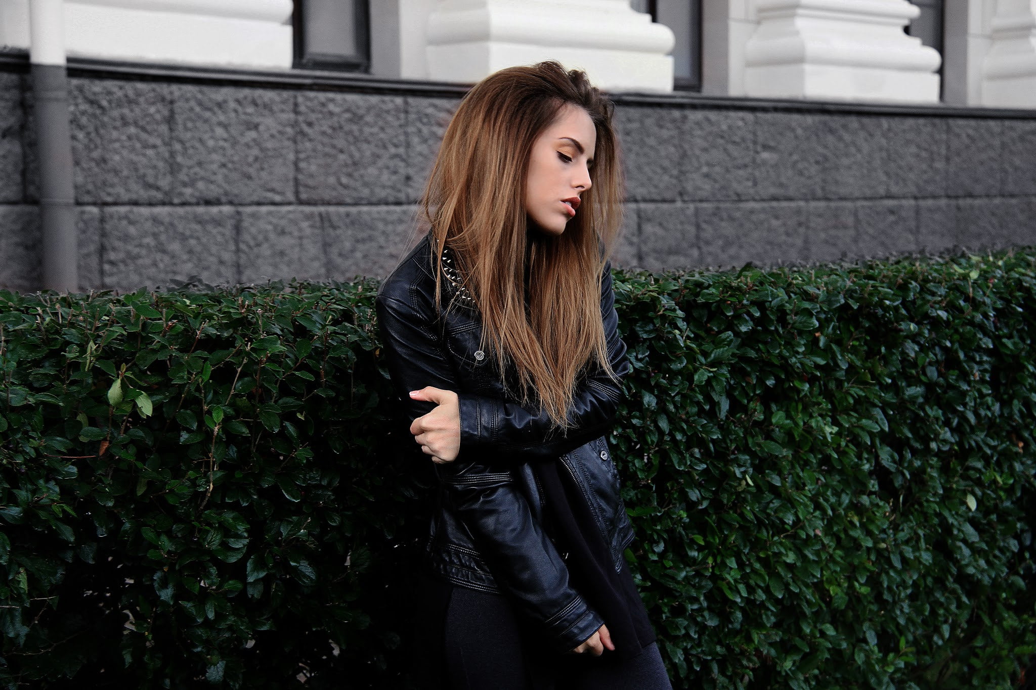 long hair, leather jackets, plant, one person, day, young adult, standing, three quarter length, beautiful woman, women, beauty, 1080P, leisure activity, HD Wallpaper