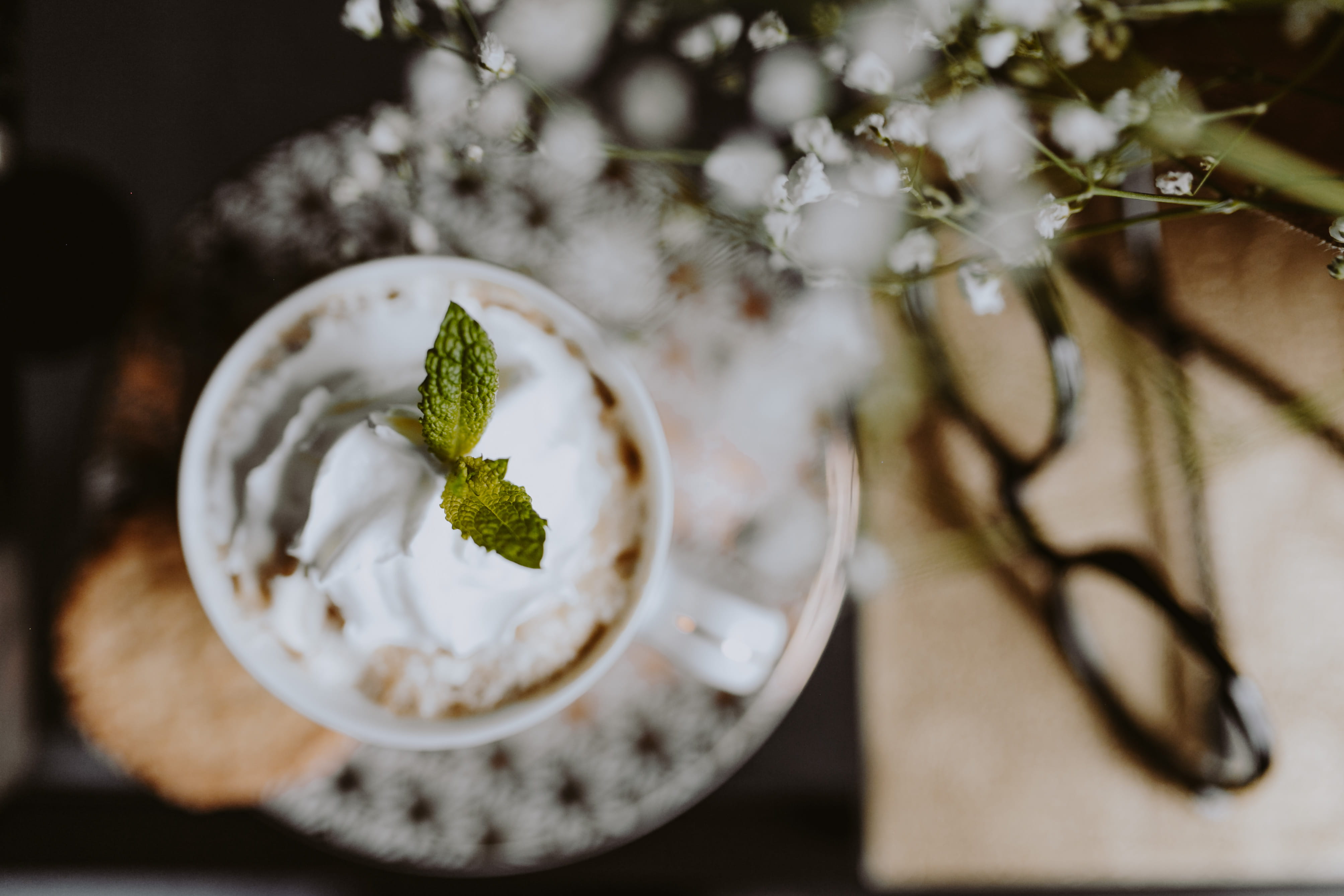 selective focus, whipped cream, green color, 4K, dairy product, food, coffee, table, ornament, no people, cage, freshness, drink, cup, day, healthy eating, HD Wallpaper