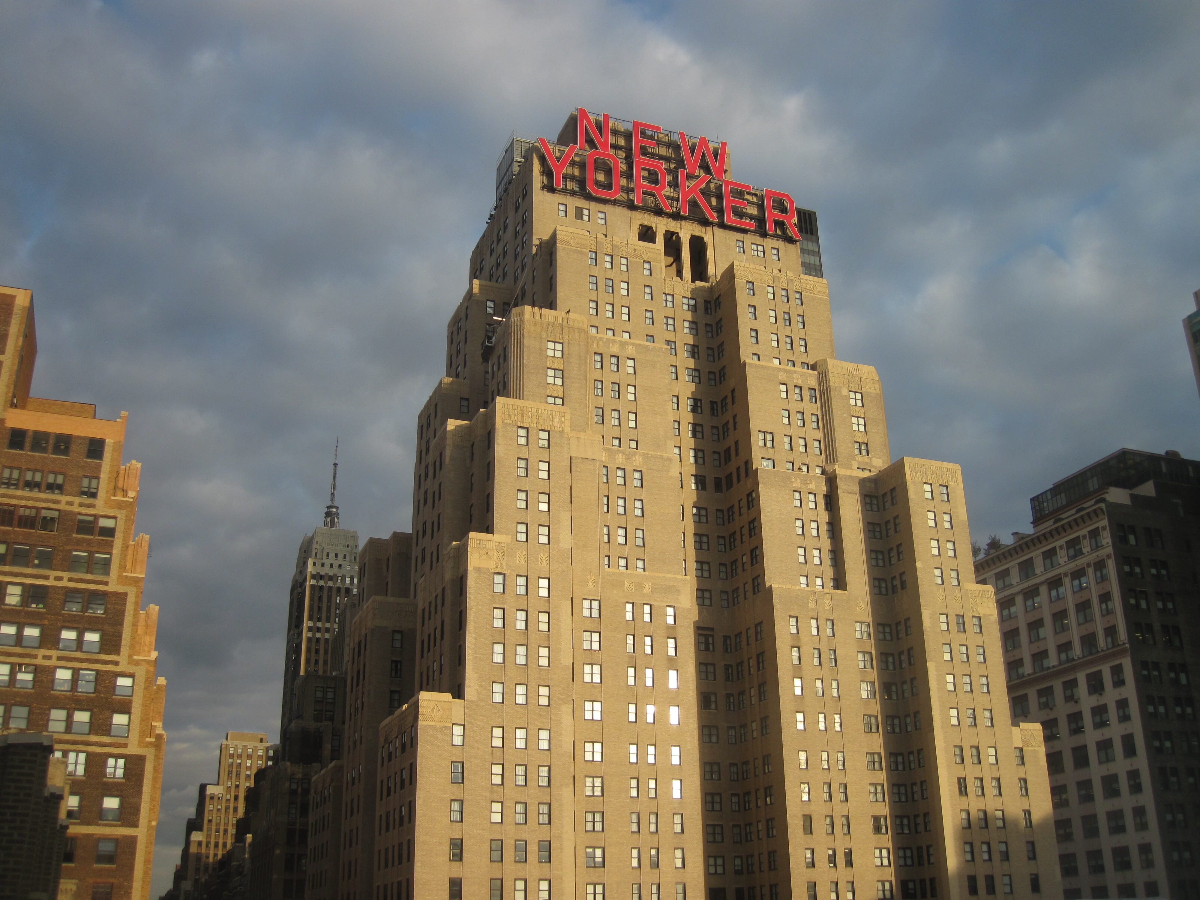 apartment, travel destinations, modern, tall - high, art deco, building exterior, communication, western script, day, low angle view, architecture, sky, HD Wallpaper