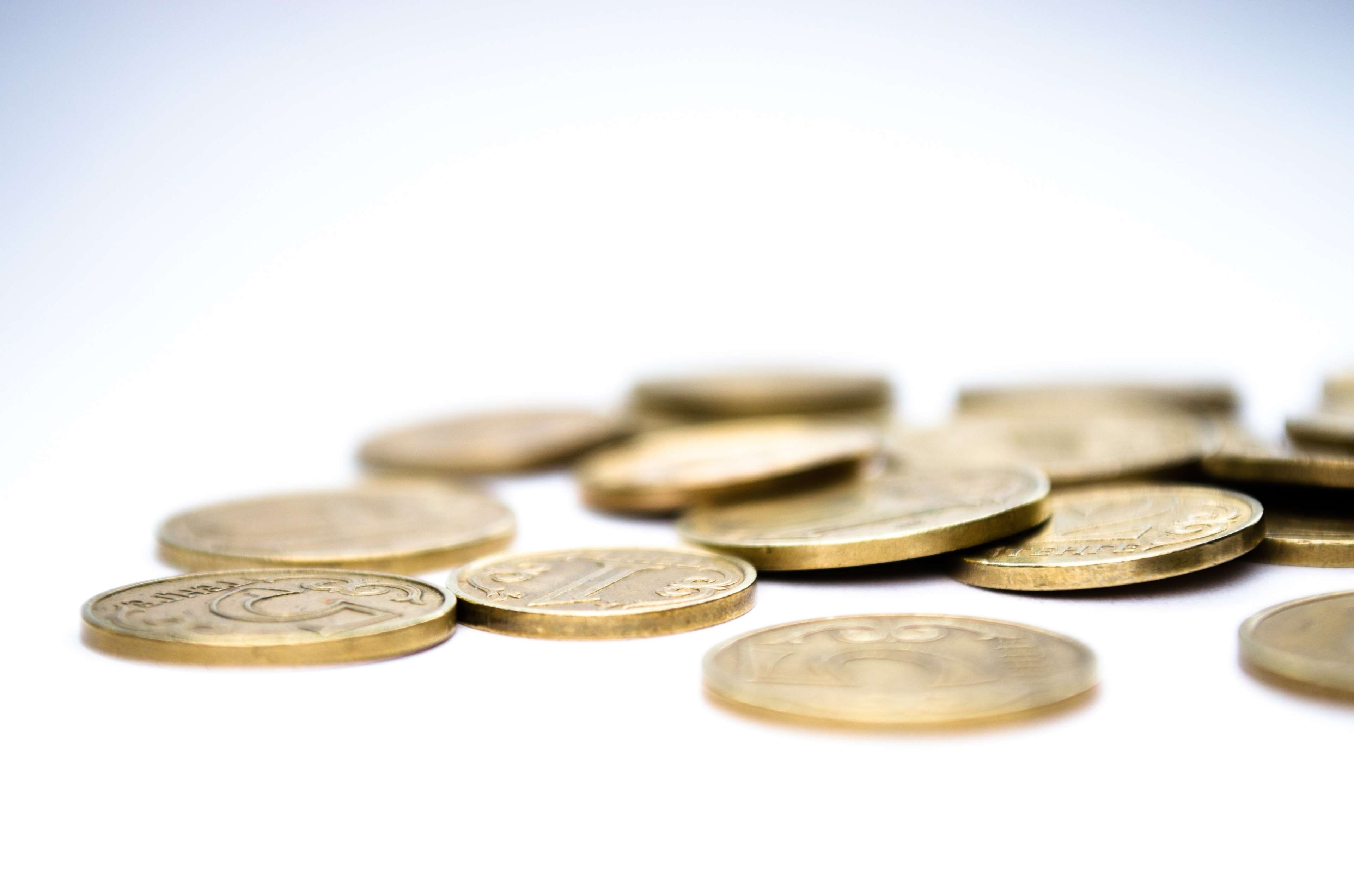money, close-up, finance, credit, number, no people, investment, large group of objects, studio shot, making money, buy, coin, purse, pay, copy space, gold, HD Wallpaper