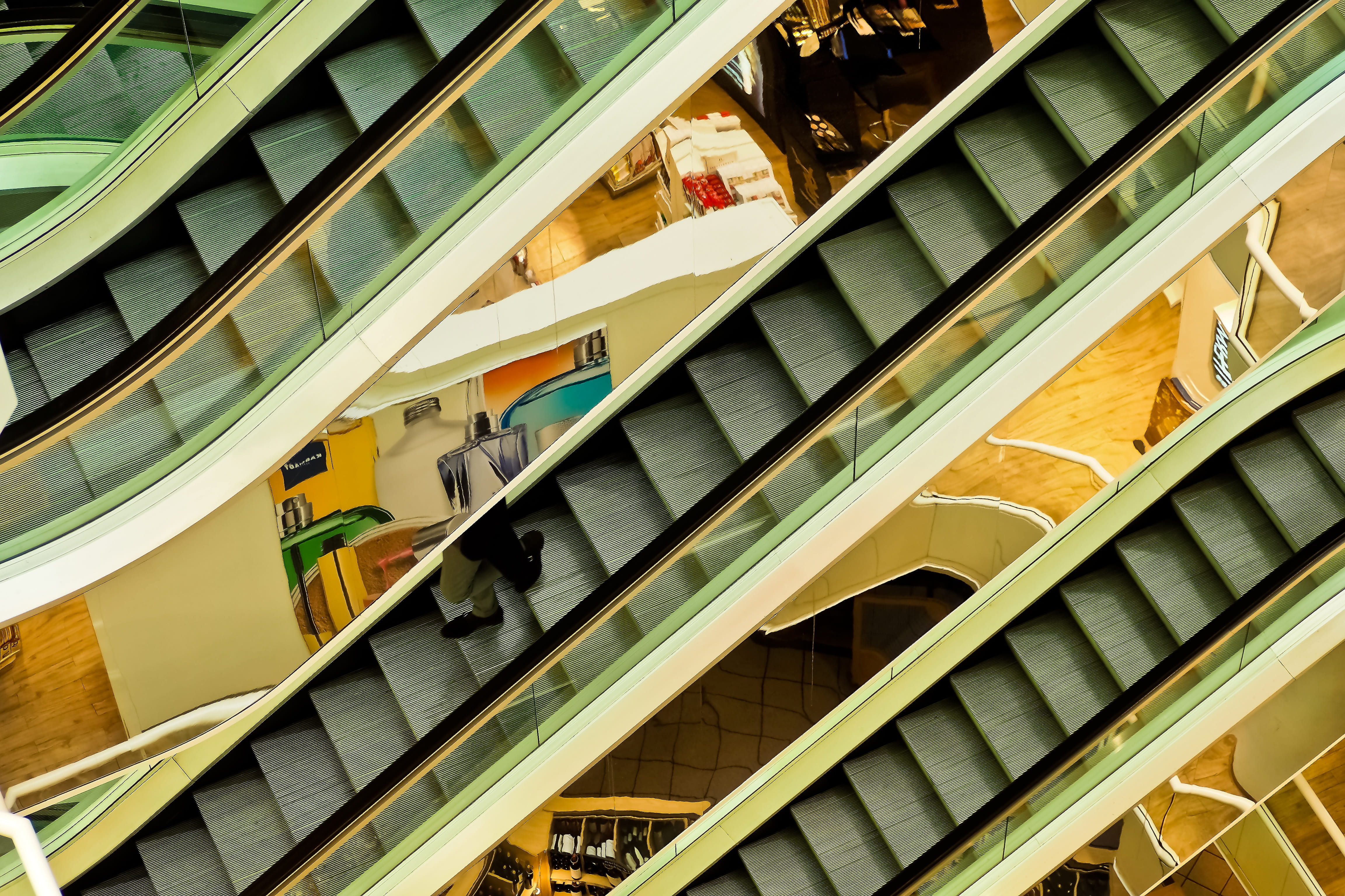 day, goods, steps and staircases, shopping, consumption, inside, 4K, wood, shopping centre, architecture, crowd, stroll, lifestyles, high angle view, incidental people, HD Wallpaper