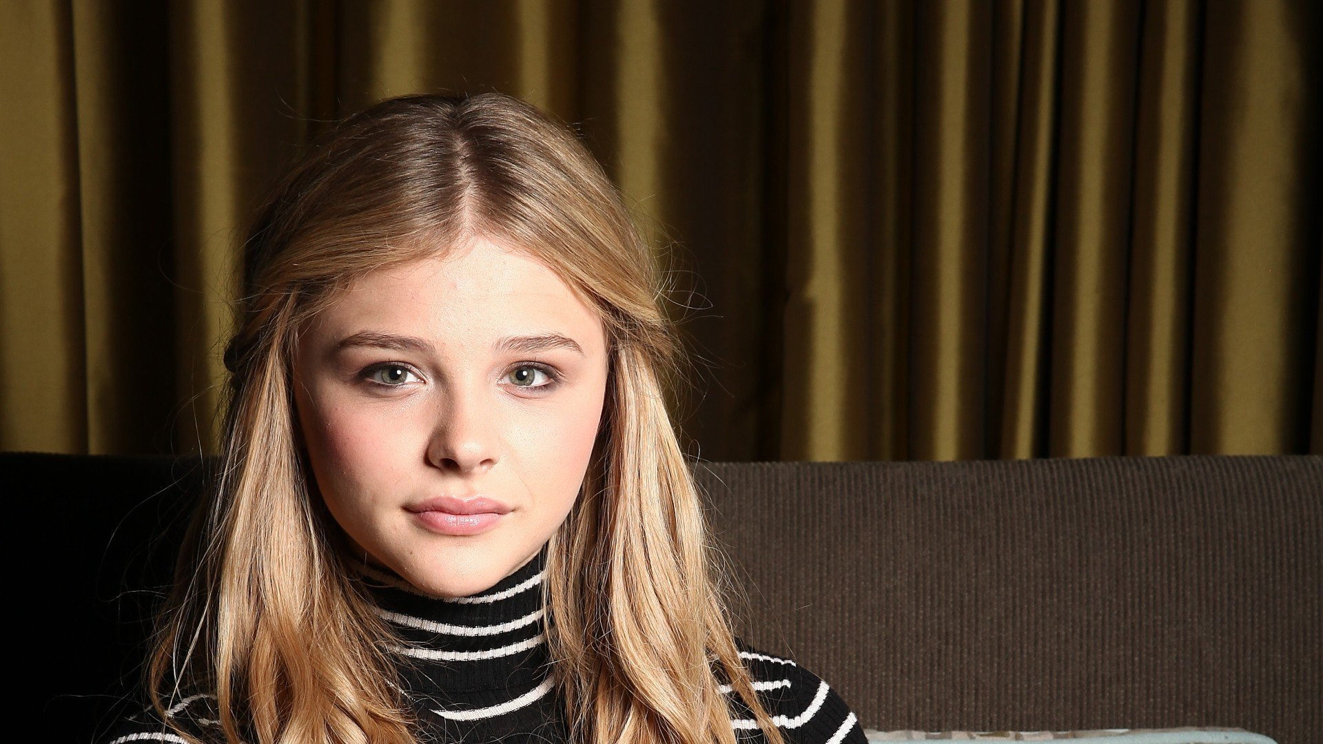 teen, cowl, women, faces, chloe, blondes, chloaia, actress, turtleneck, 1080P, moretz, HD Wallpaper