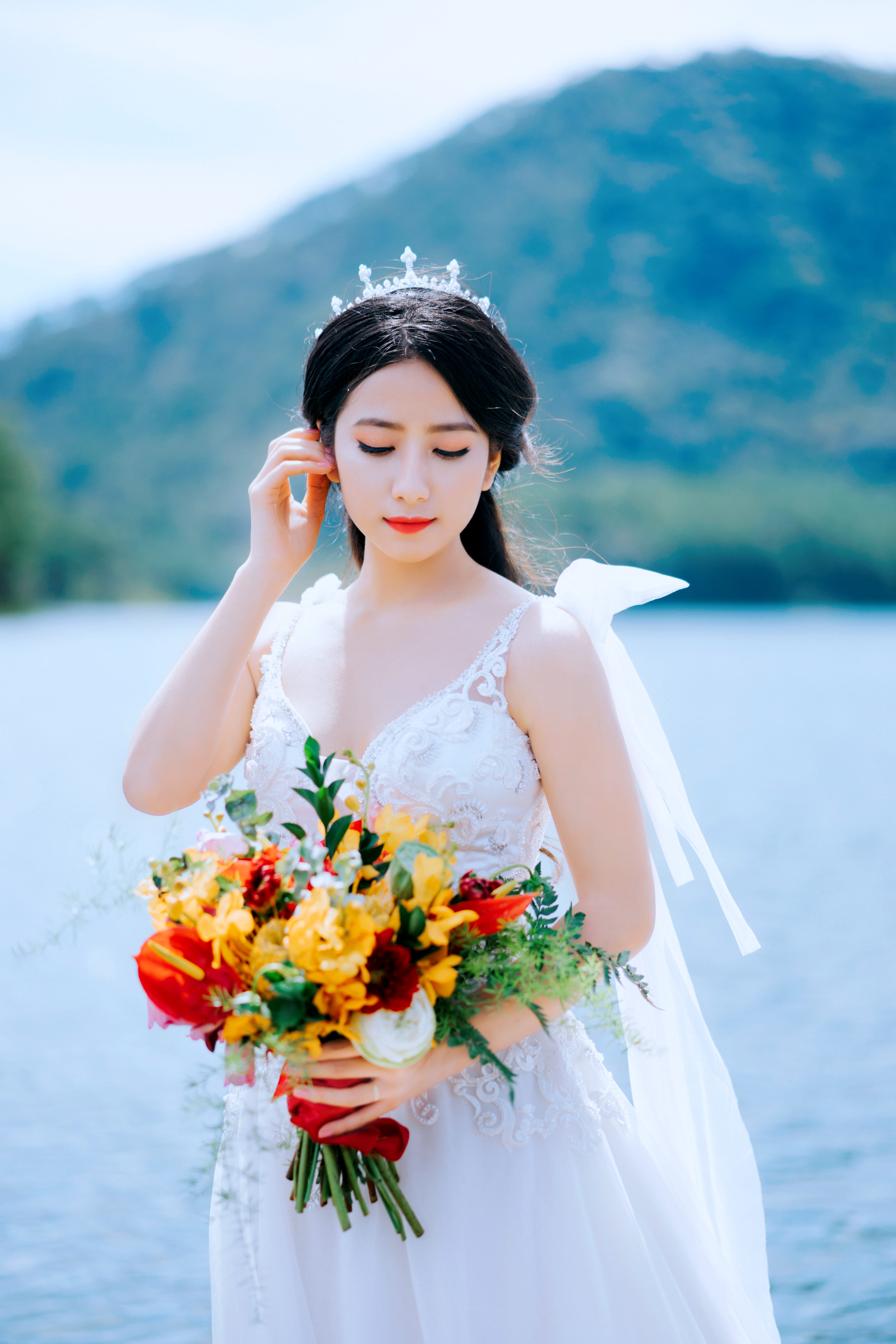 clothing, girl, one person, dress, flowers, fashion, flower arrangement, water, young, plant, front view, adult, nature, lifestyles, wedding gown, hair, Phone HD Wallpaper