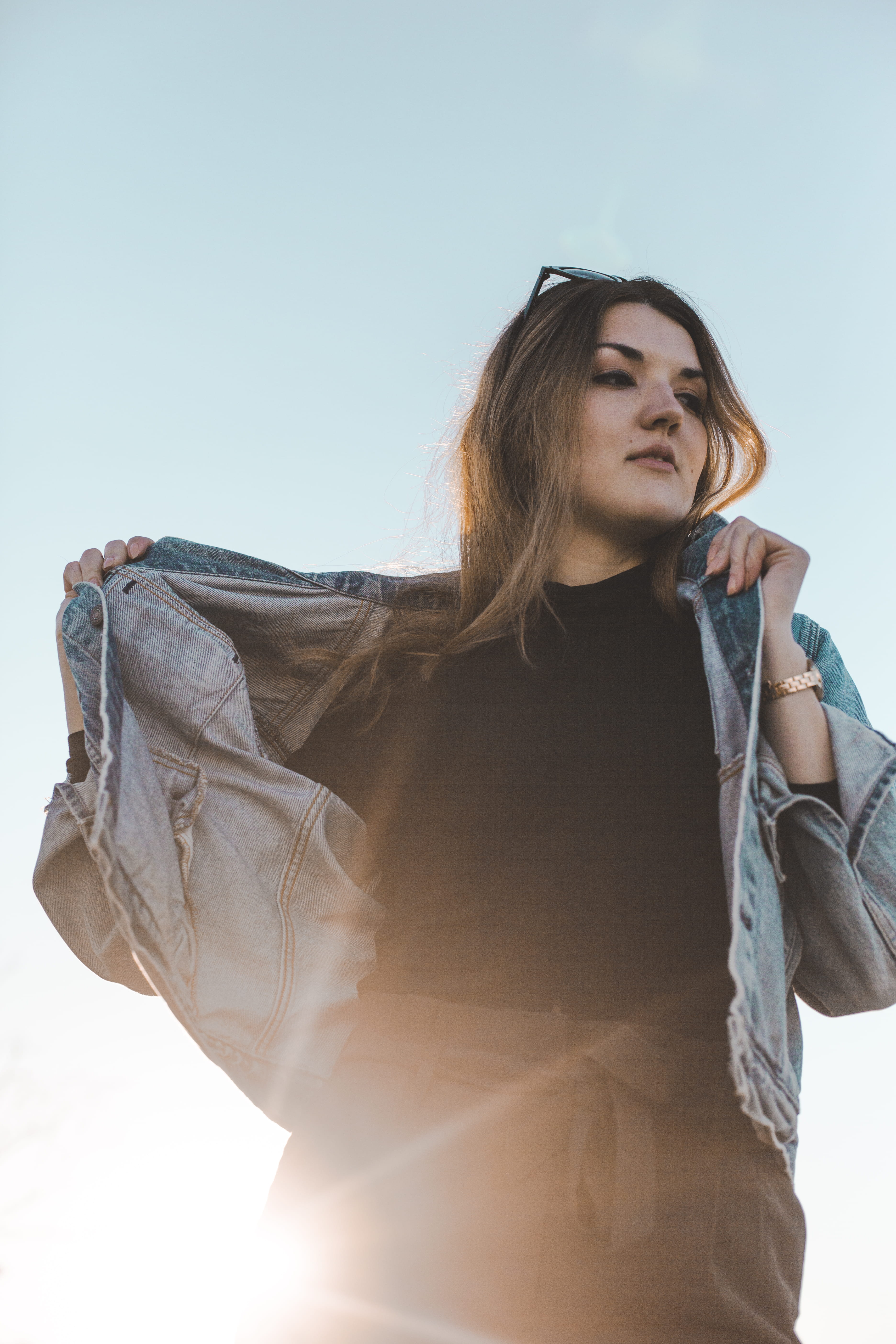 pretty, daylight, women, sunglasses, hairstyle, attractive, denim jacket, beautiful, style, sun ray, photoshoot, casual, model, 5K, female, watch, beautiful girl, Phone HD Wallpaper